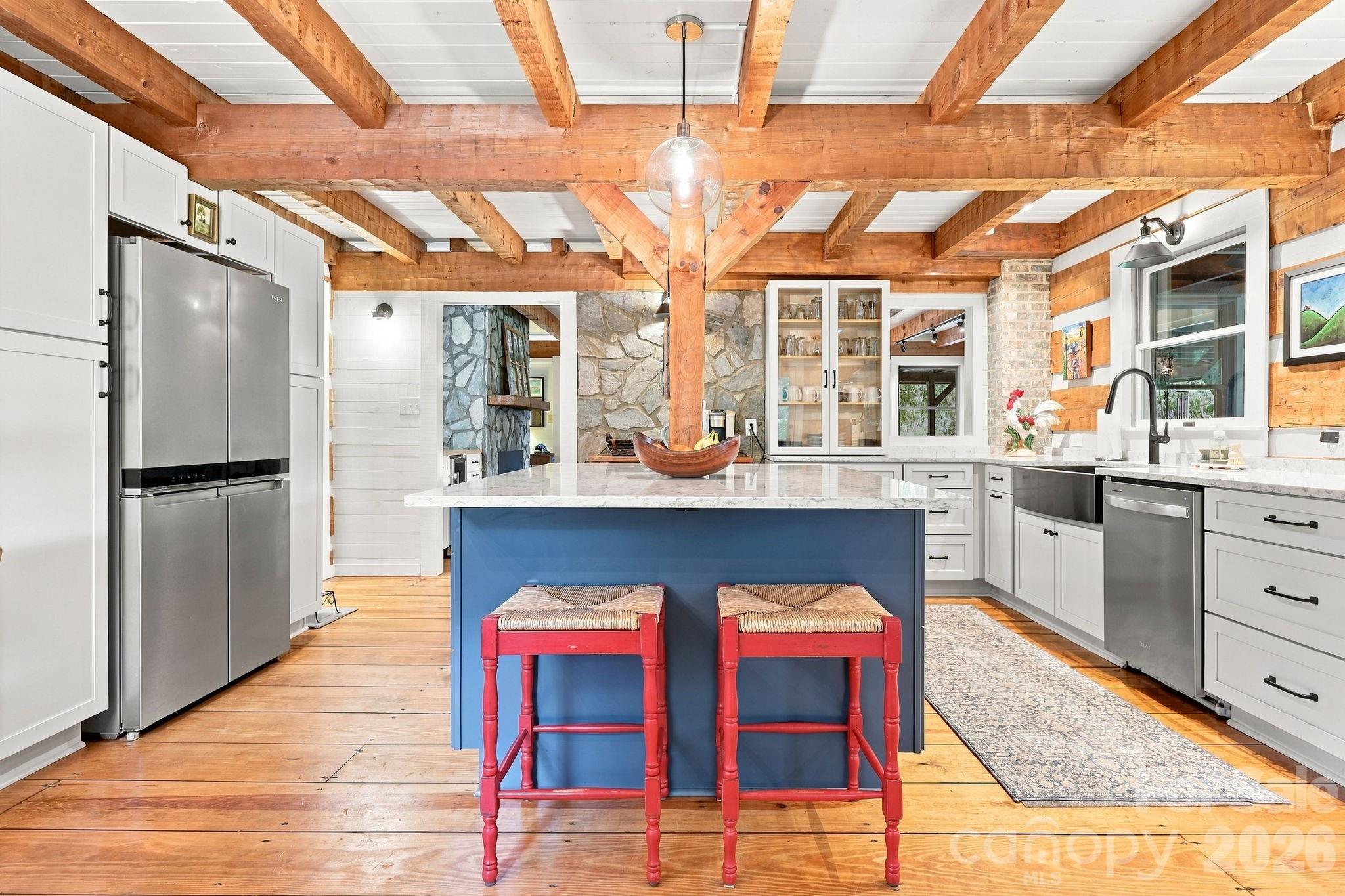 2595 Henderson Mill Road — Morganton