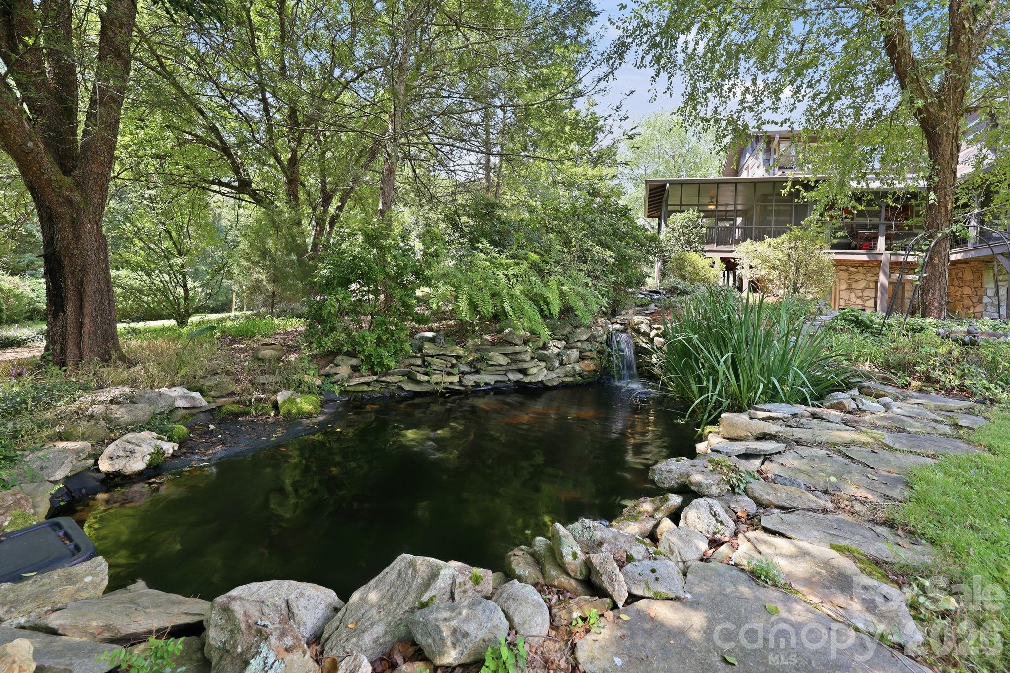 2595 Henderson Mill Road — Morganton