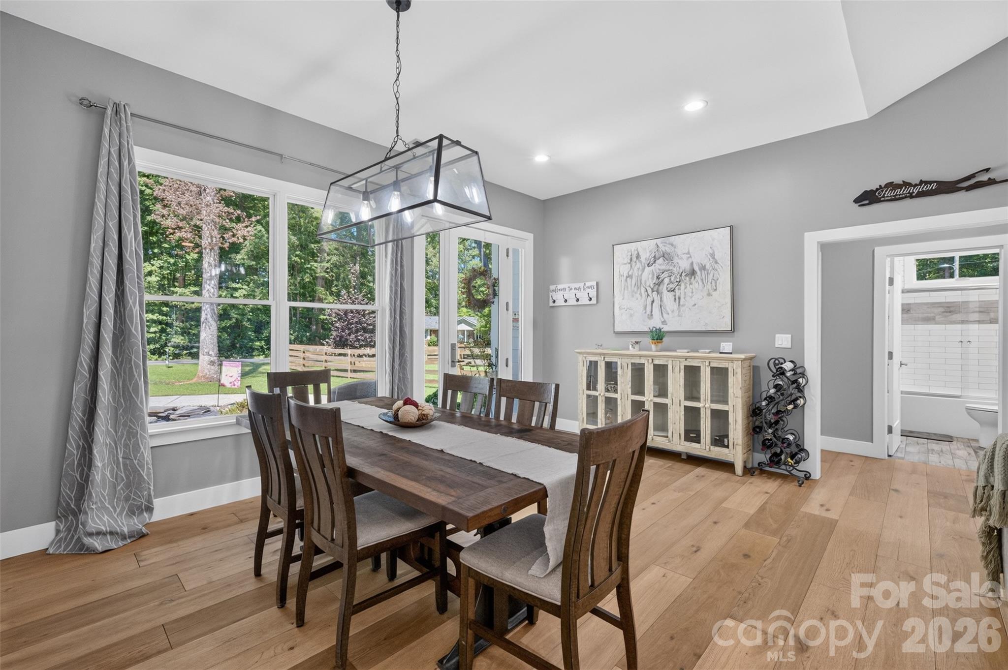 7342 Milan Drive — Huntersville