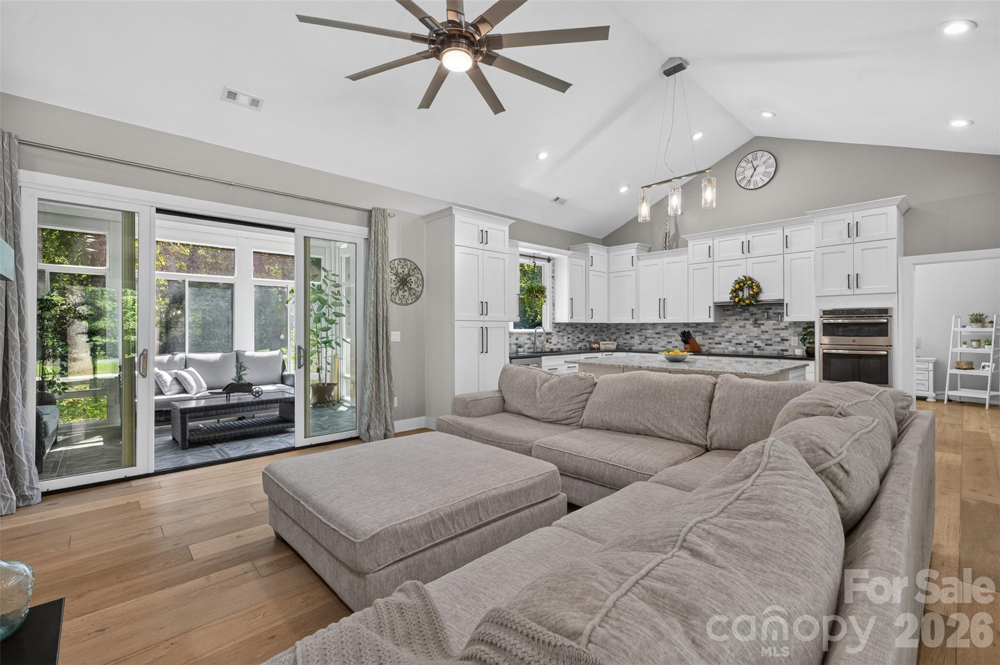 7342 Milan Drive — Huntersville