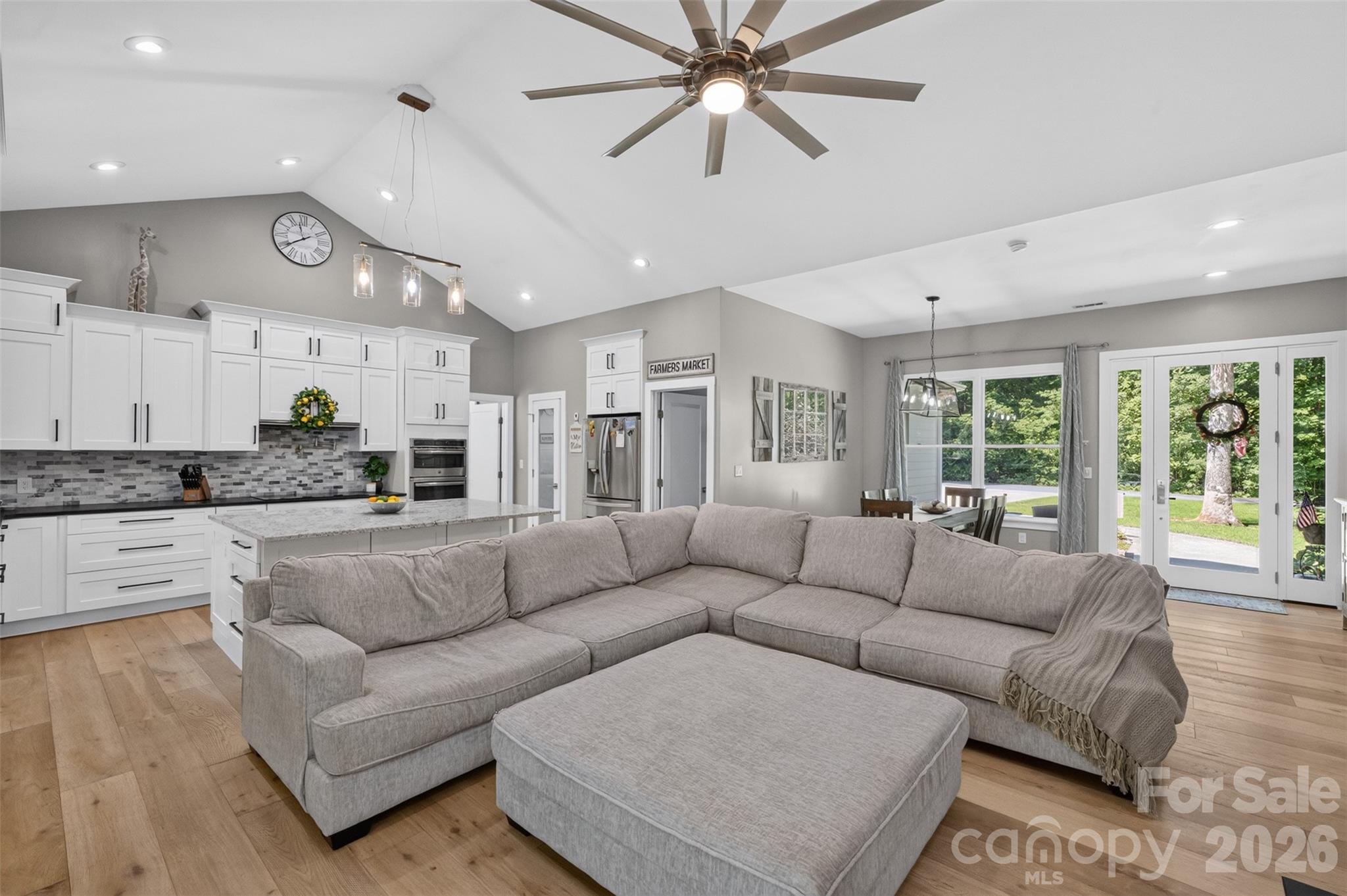 7342 Milan Drive — Huntersville