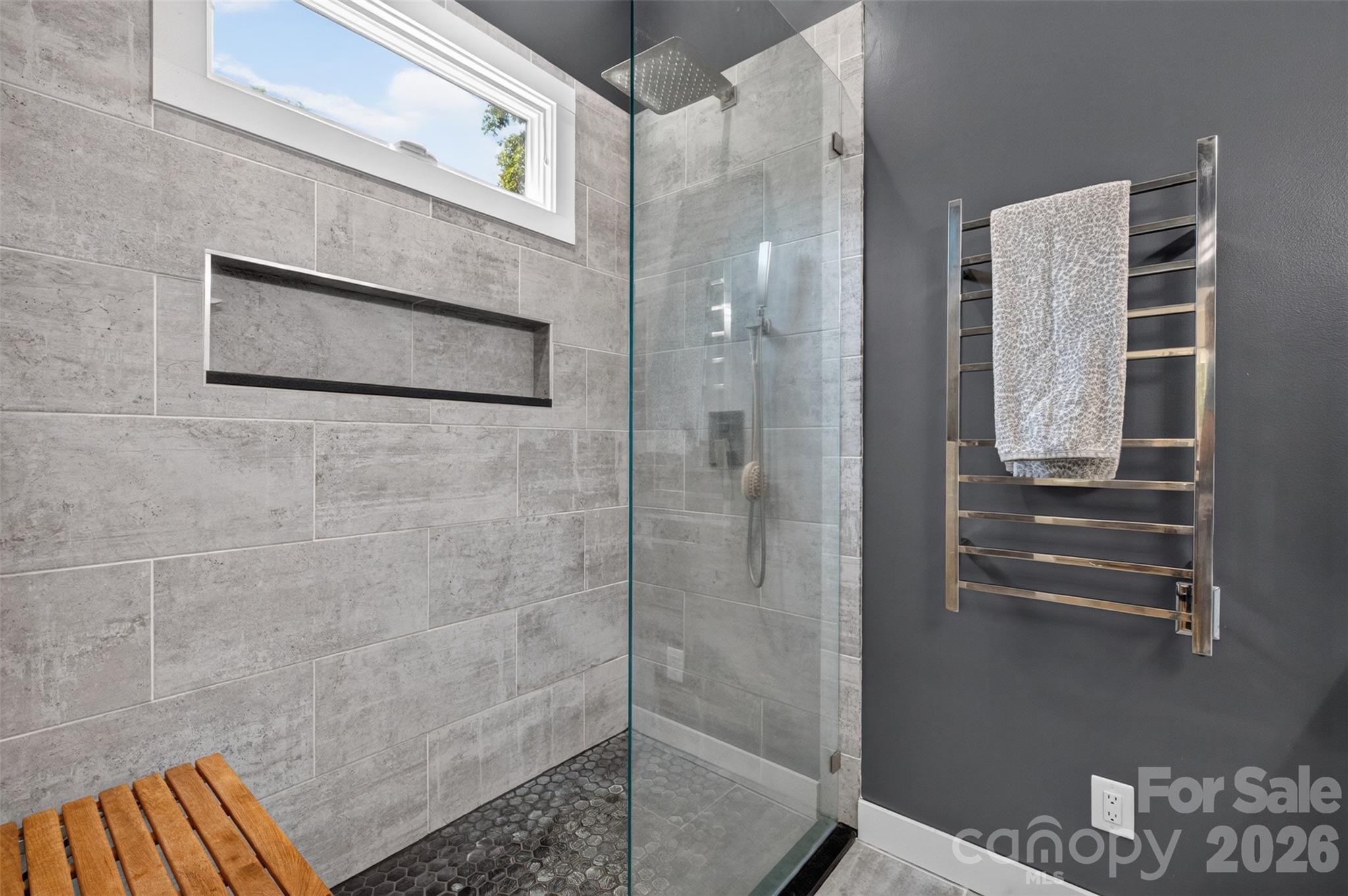 7342 Milan Drive — Huntersville