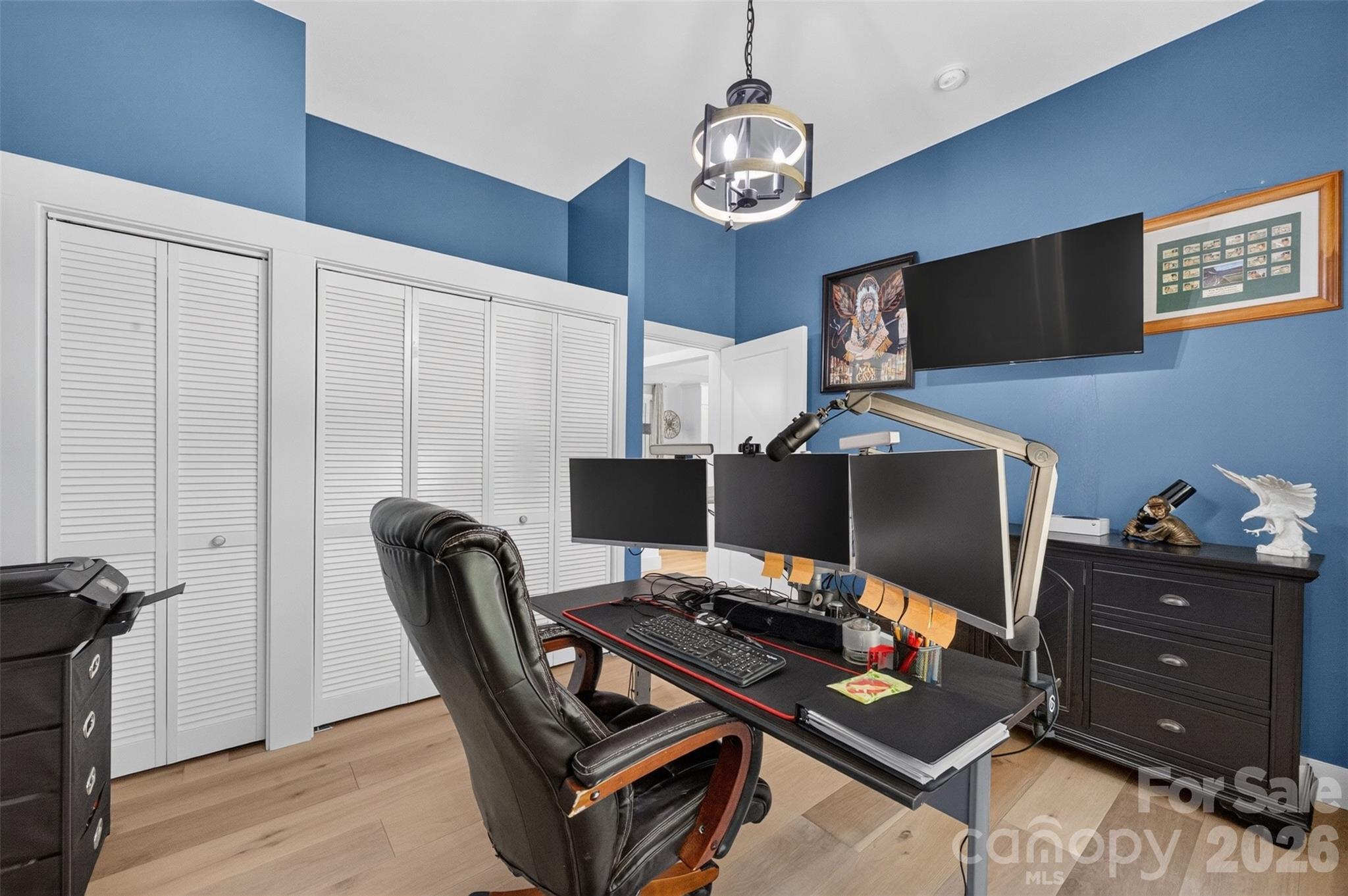7342 Milan Drive — Huntersville