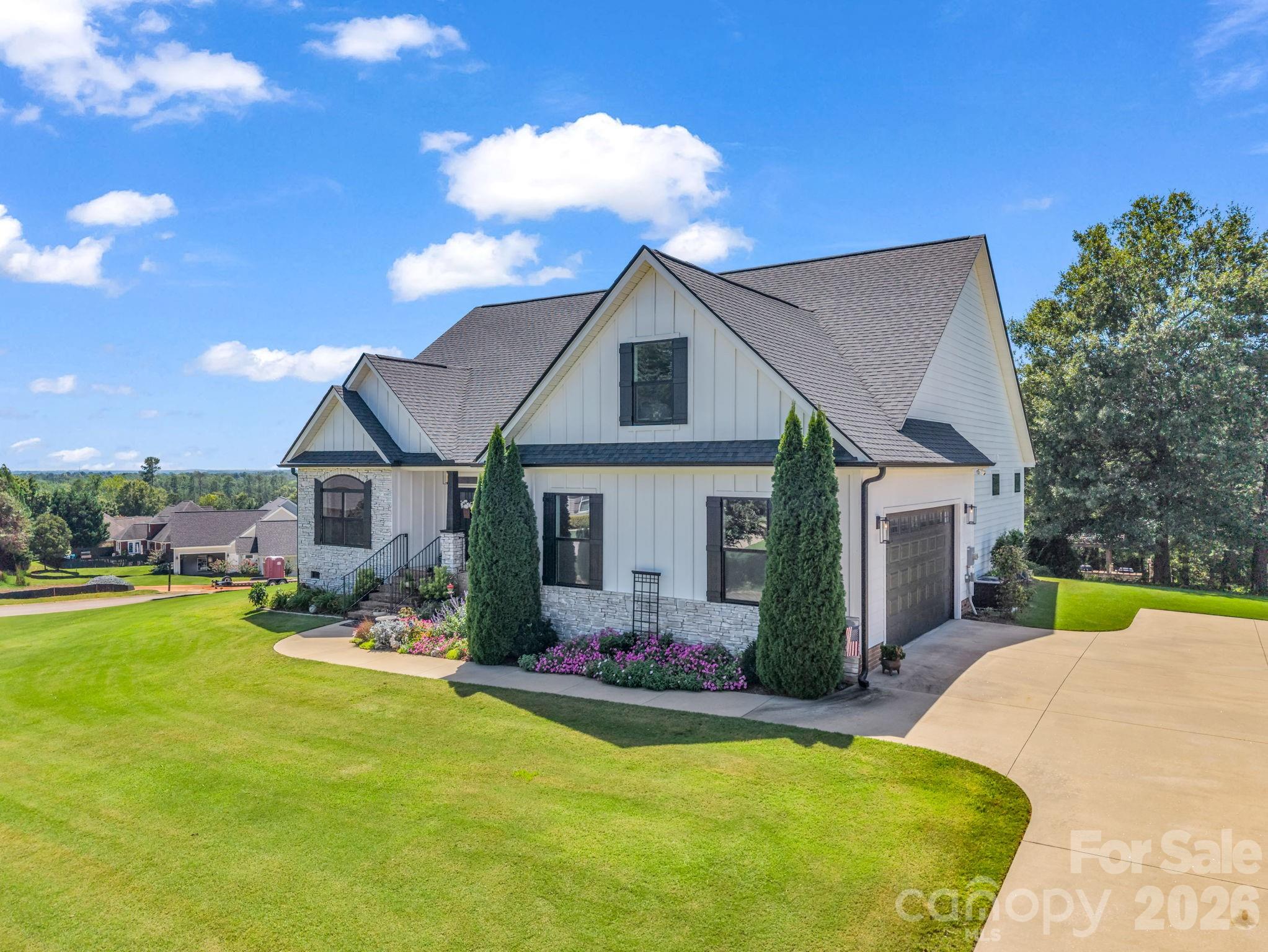 718 Tinsberry Lane — Inman