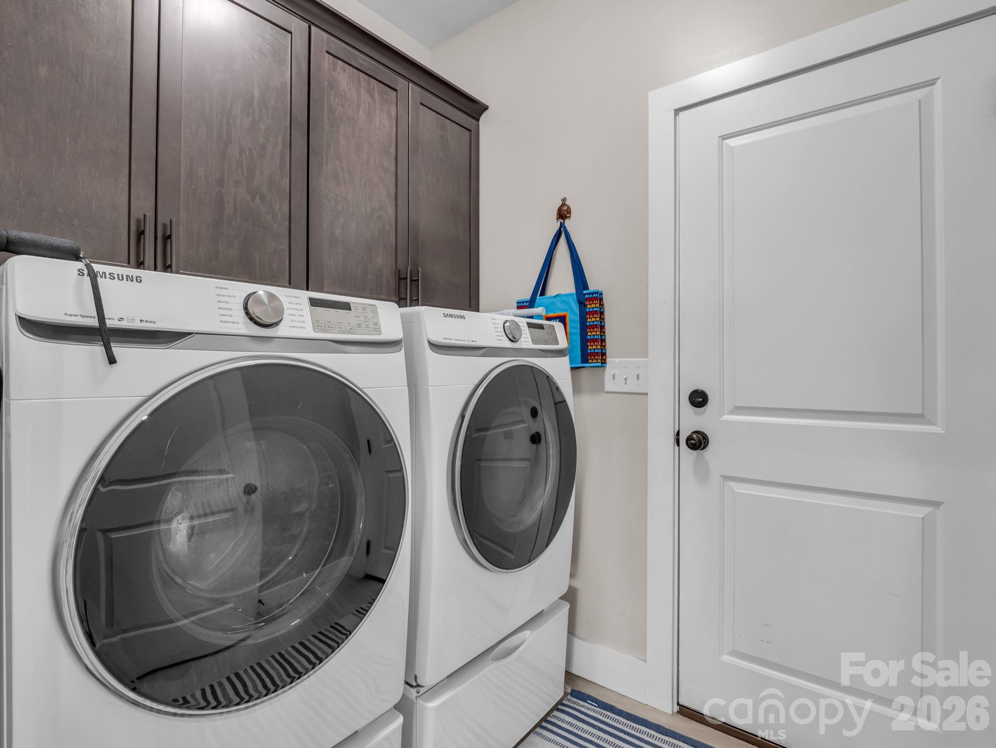 718 Tinsberry Lane — Inman
