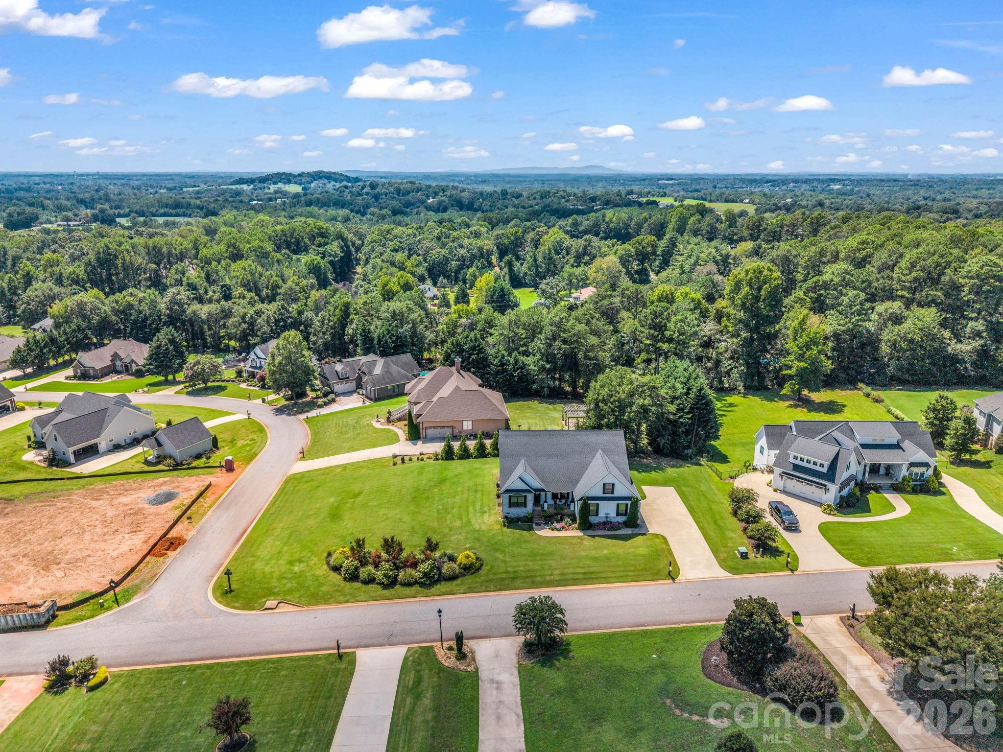 718 Tinsberry Lane — Inman
