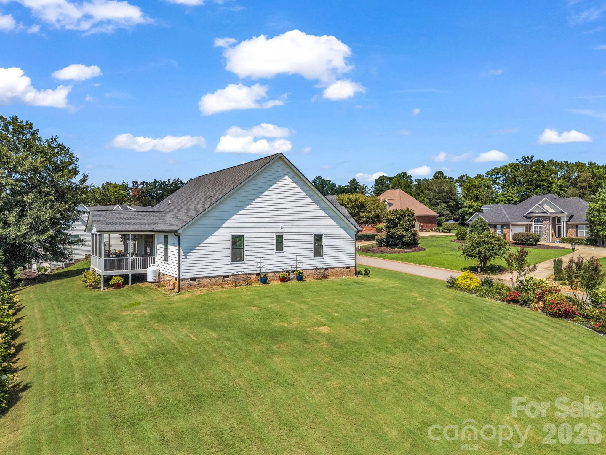 718 Tinsberry Lane — Inman
