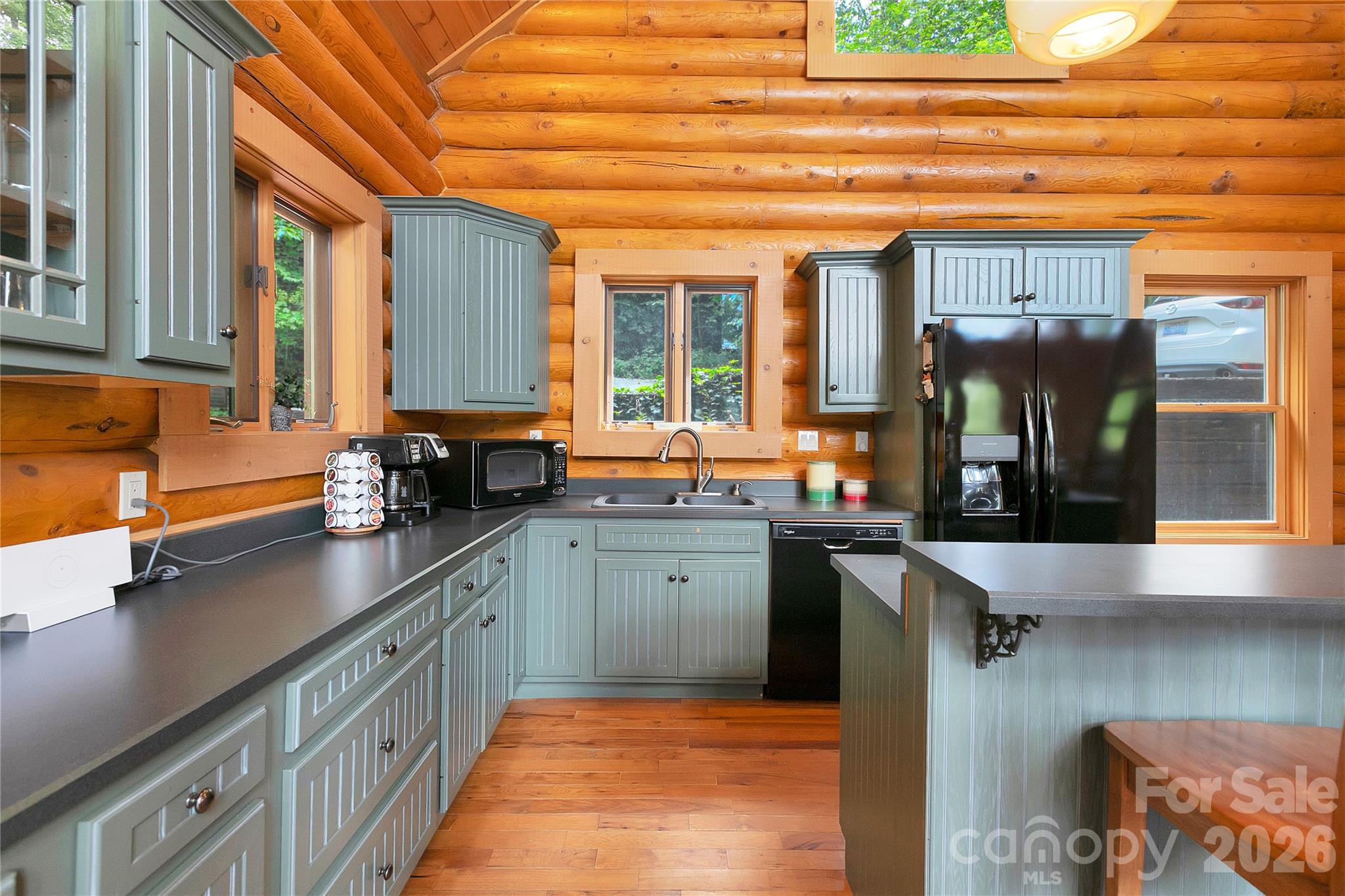 135 Ridge Top Drive — Topton