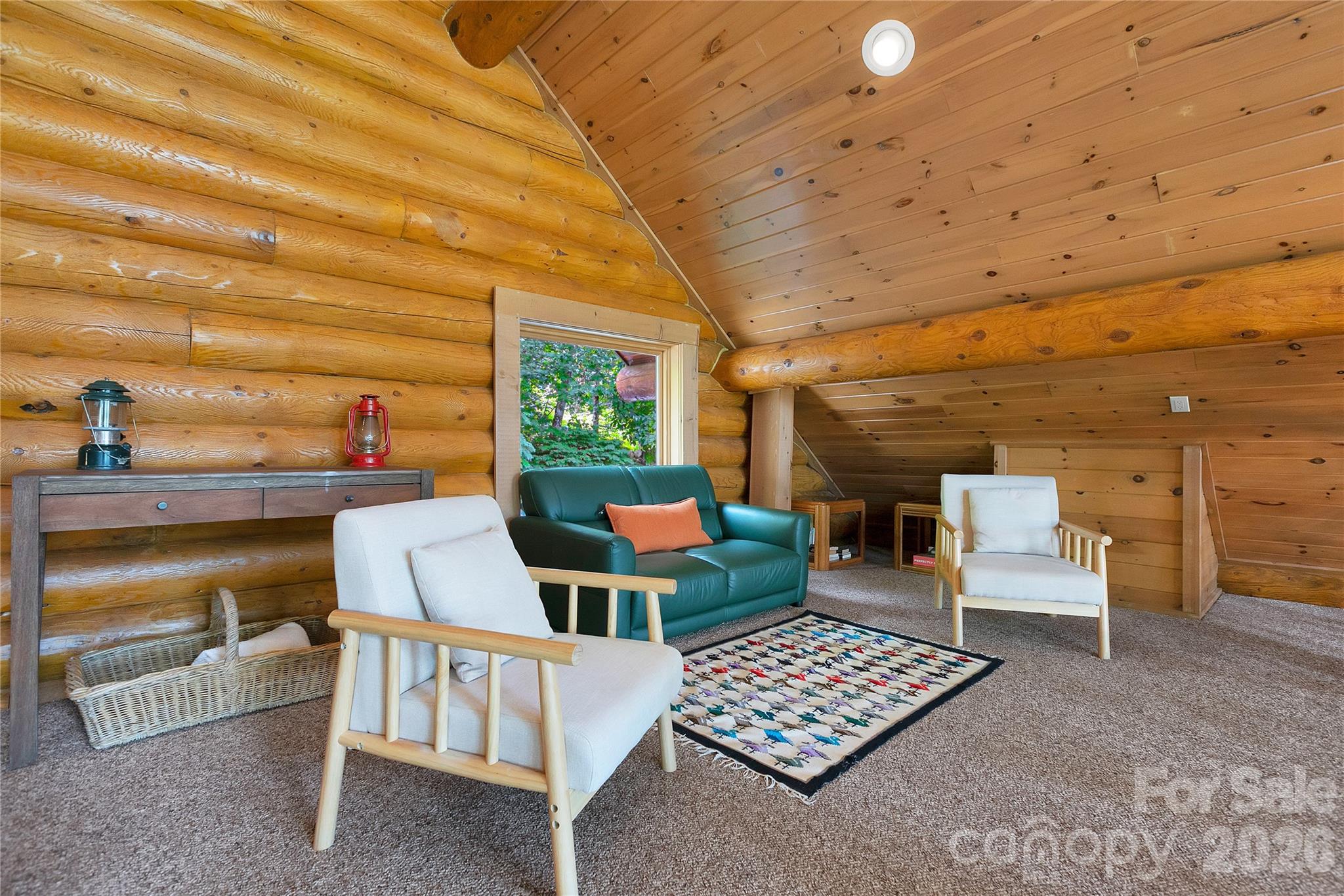 135 Ridge Top Drive — Topton