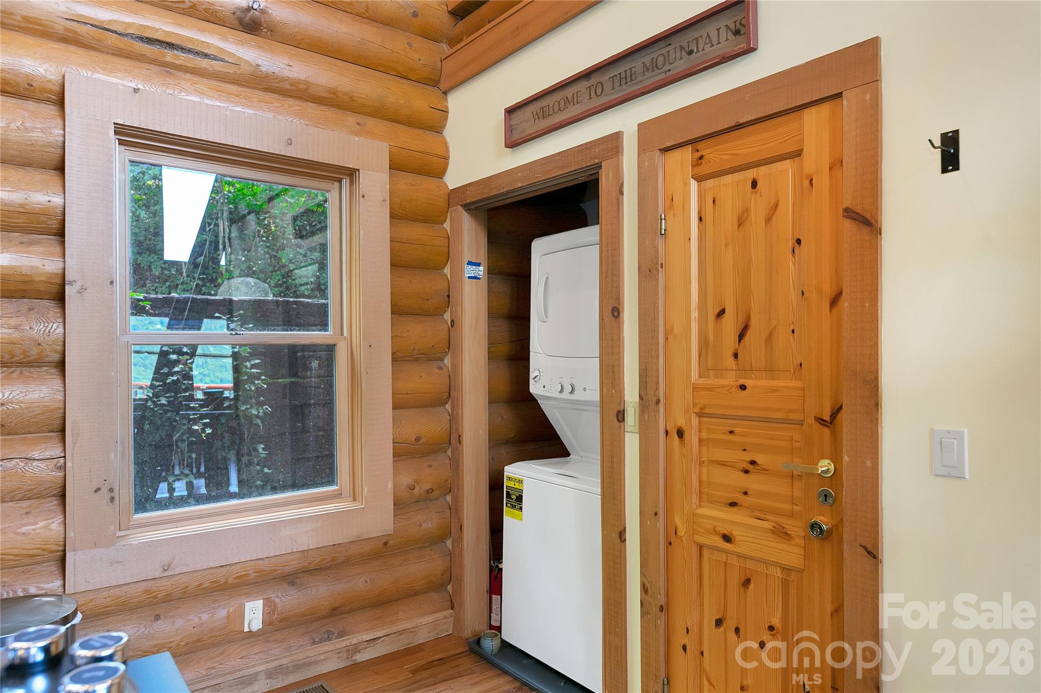 135 Ridge Top Drive — Topton