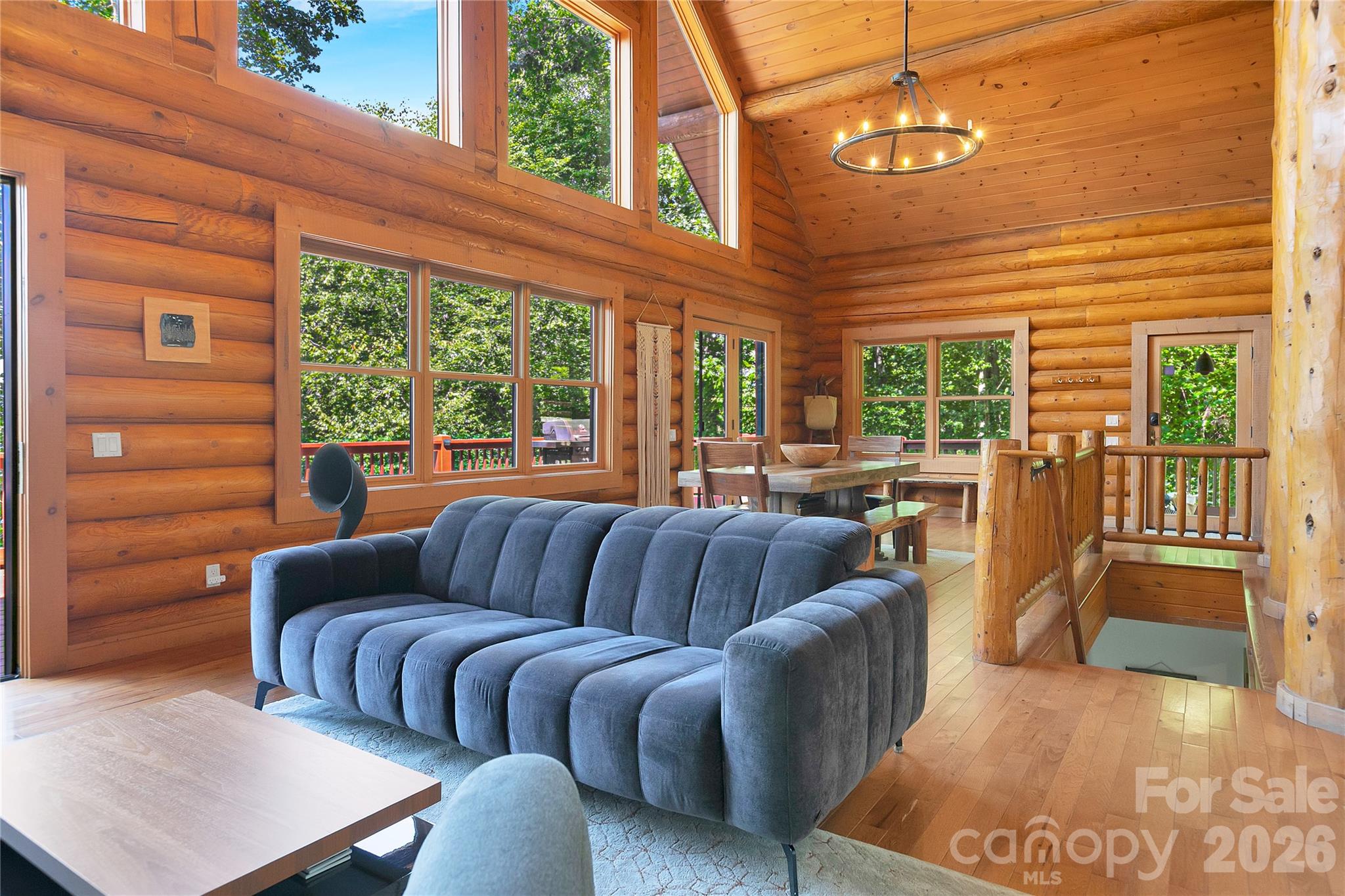 135 Ridge Top Drive — Topton