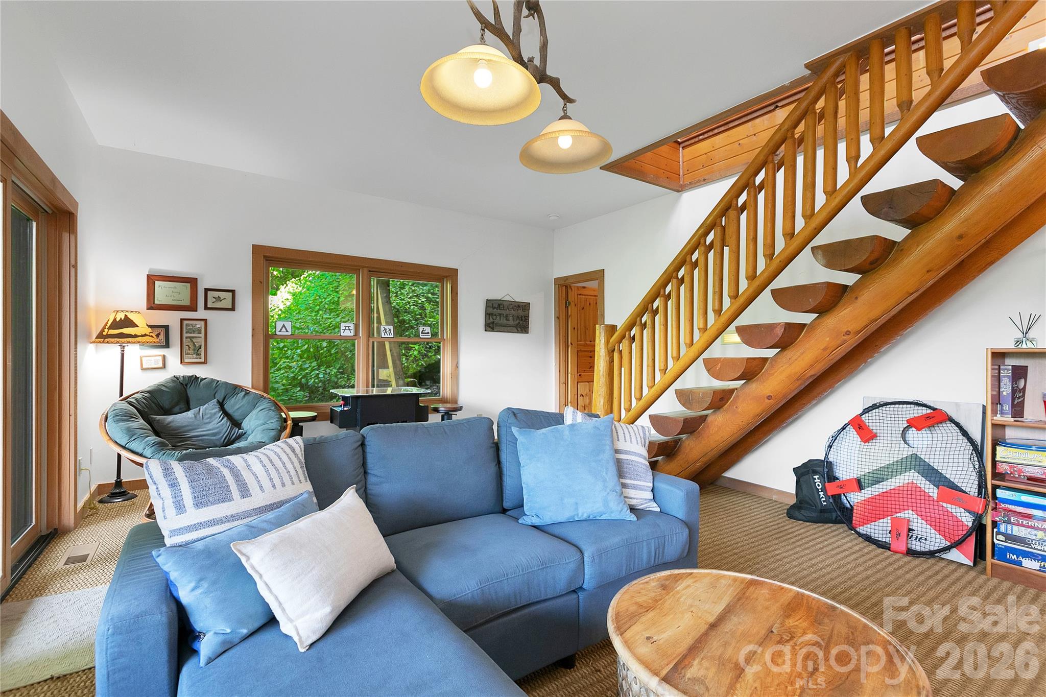 135 Ridge Top Drive — Topton