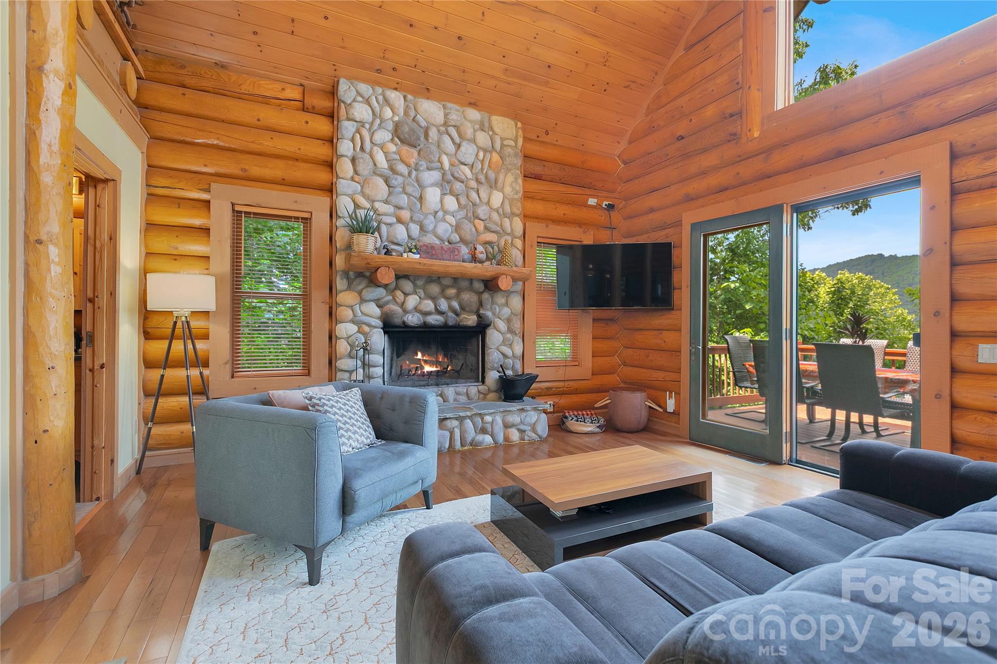 135 Ridge Top Drive — Topton