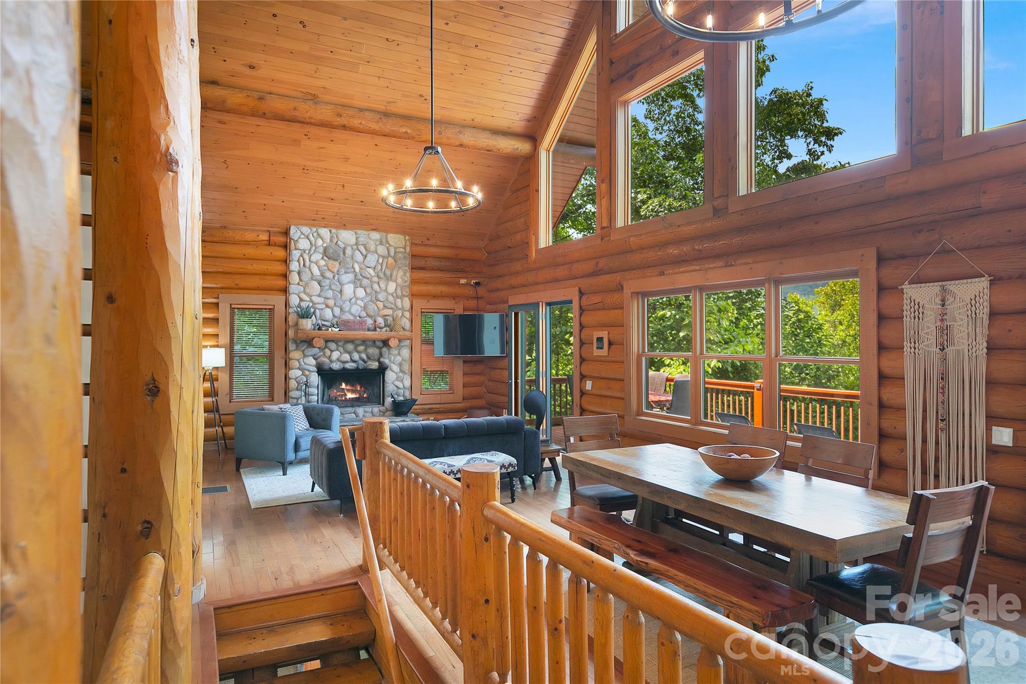 135 Ridge Top Drive — Topton