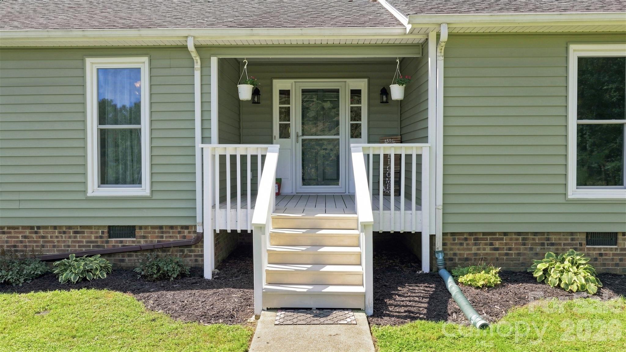 1405 Woodlark Place — Monroe