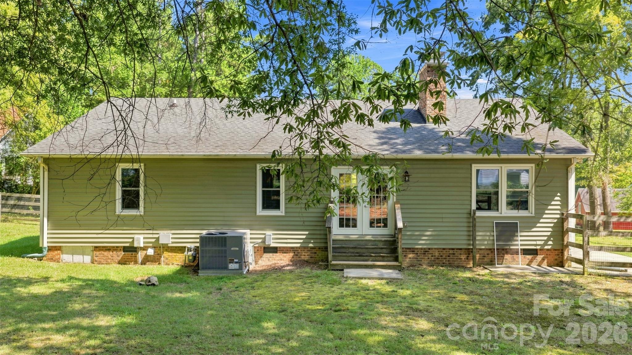 1405 Woodlark Place — Monroe