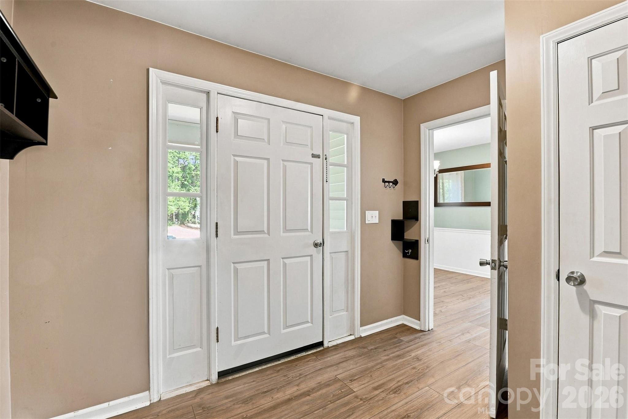 1405 Woodlark Place — Monroe