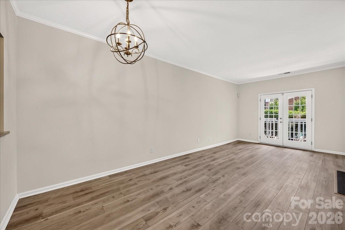 301 Queens Road #106 — Charlotte