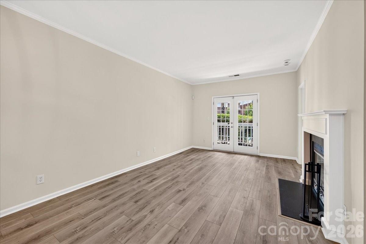 301 Queens Road #106 — Charlotte