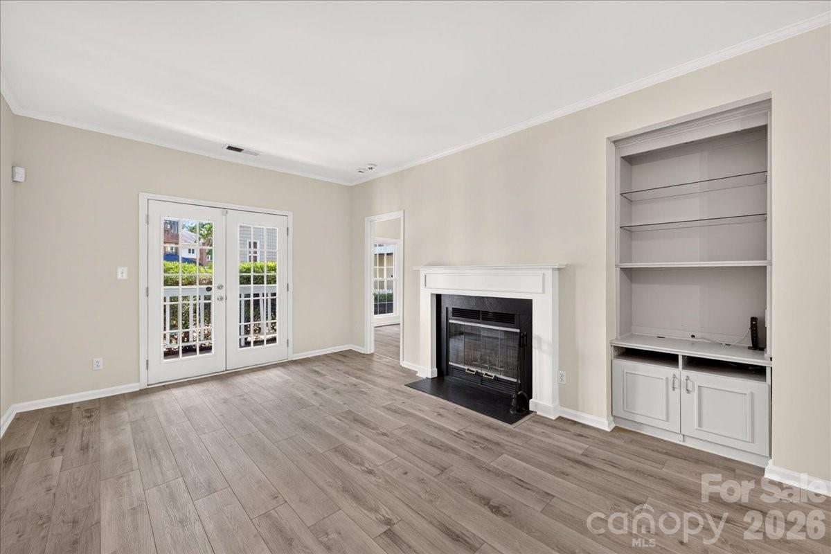 301 Queens Road #106 — Charlotte