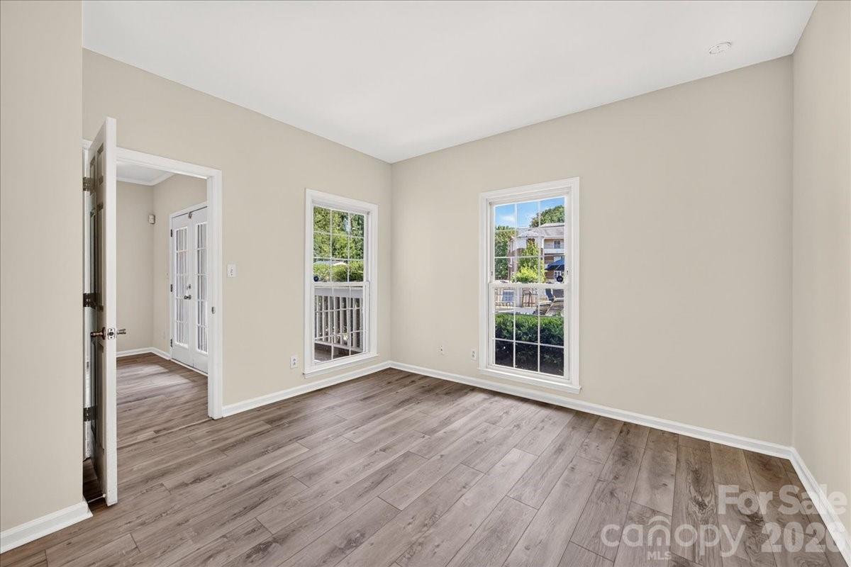 301 Queens Road #106 — Charlotte