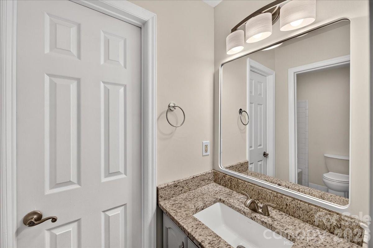301 Queens Road #106 — Charlotte