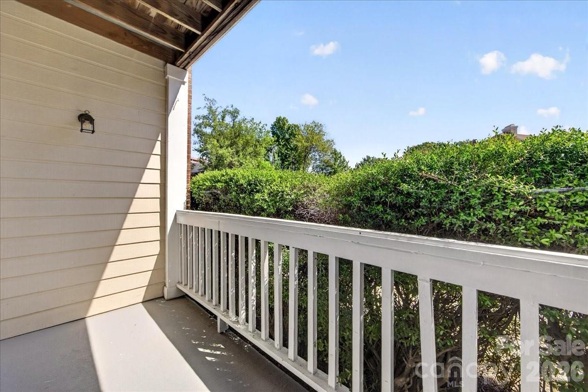 301 Queens Road #106 — Charlotte
