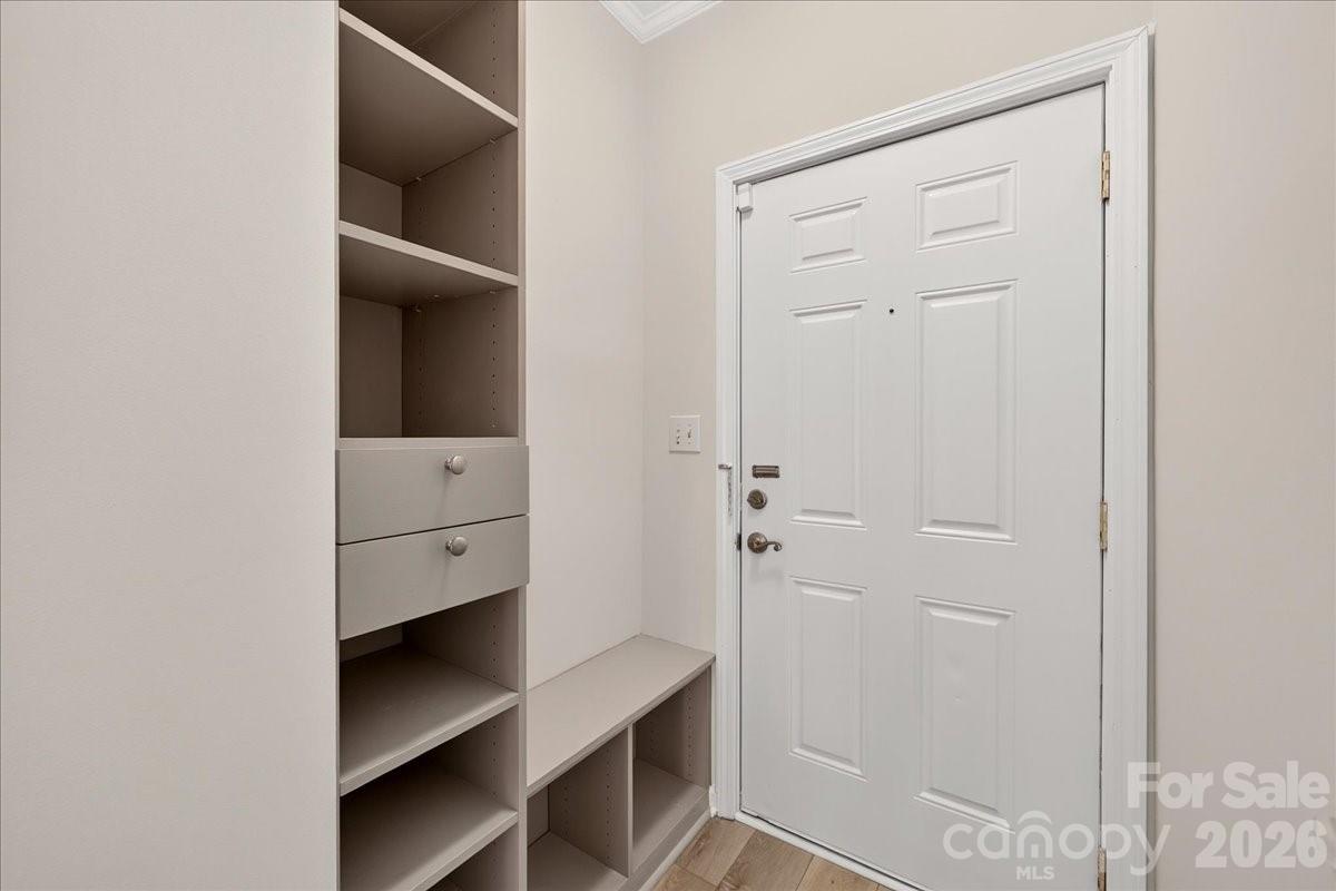 301 Queens Road #106 — Charlotte