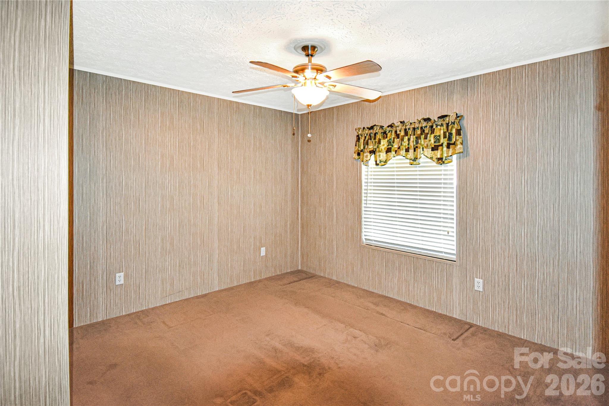 432 Forest Place NW — Lenoir