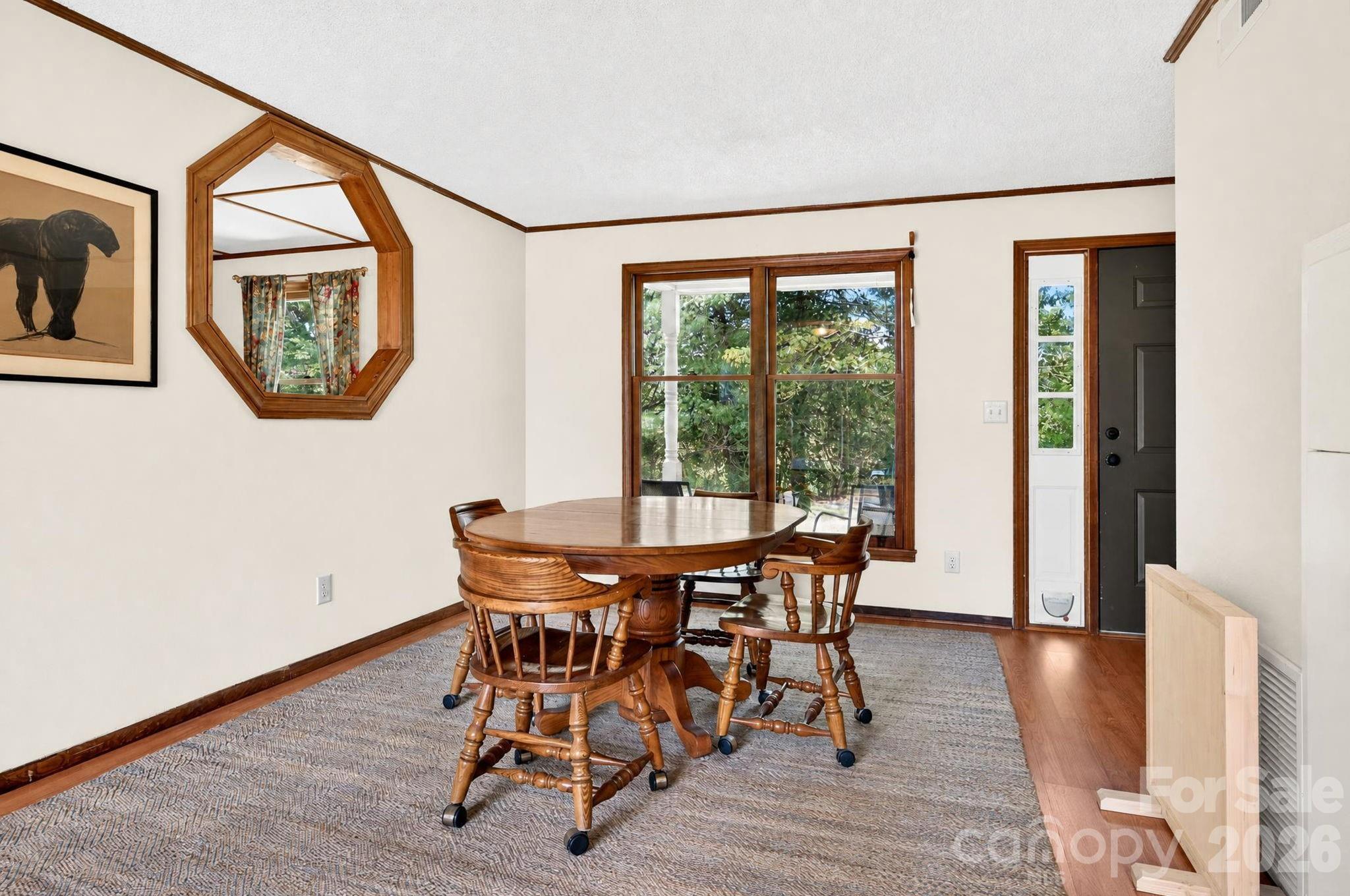 1057 Skyway Drive — Marshall
