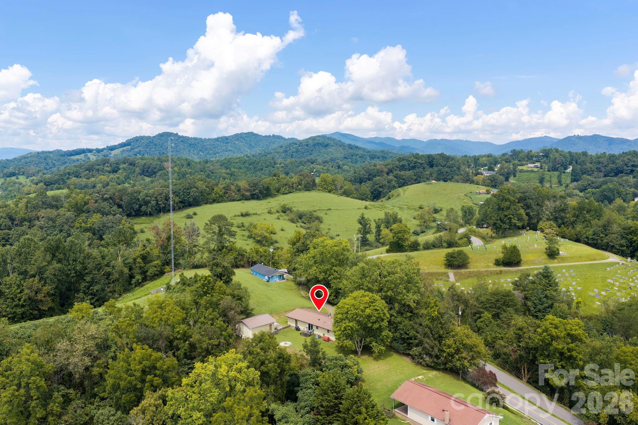 1057 Skyway Drive — Marshall