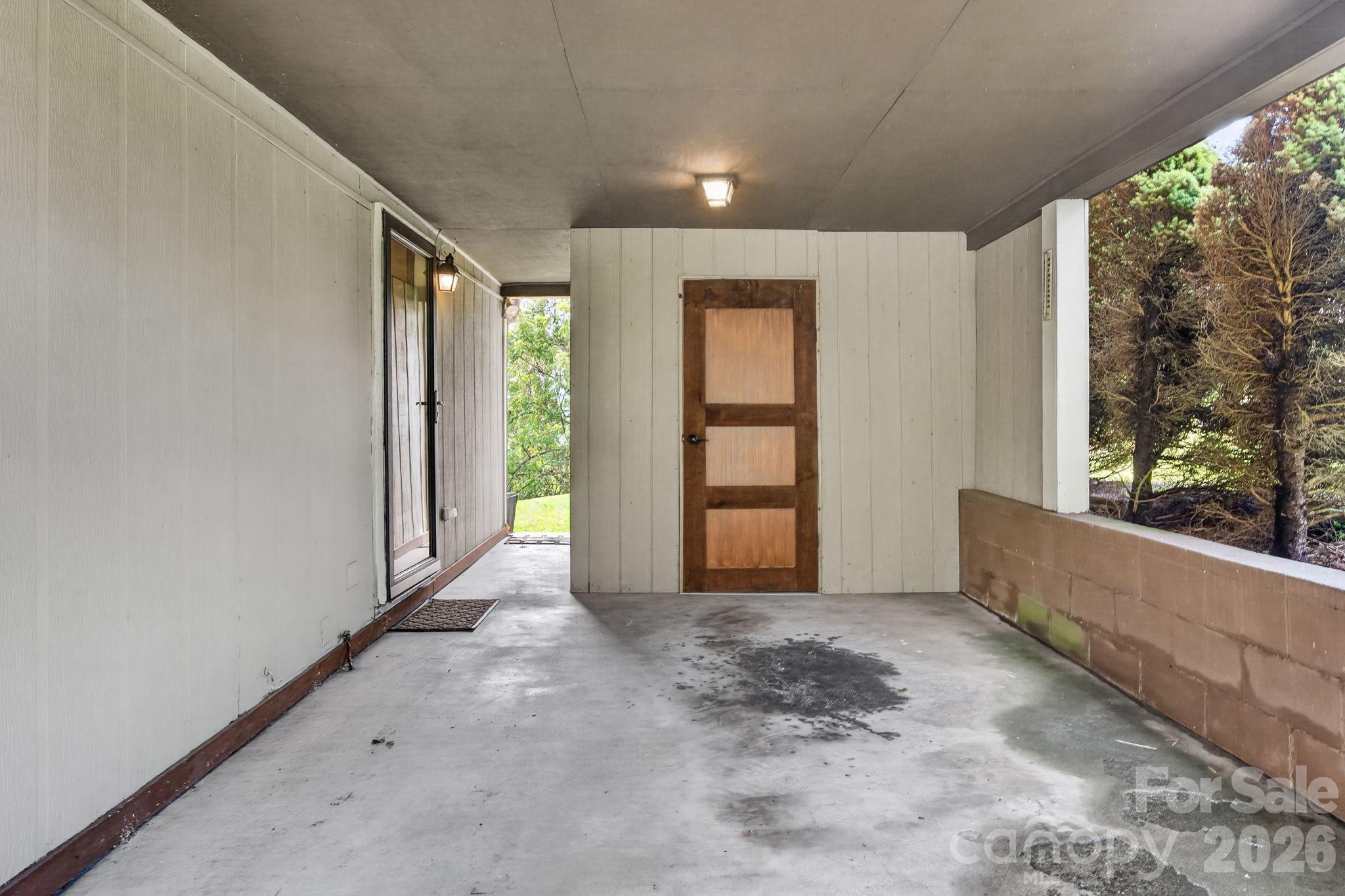 1057 Skyway Drive — Marshall