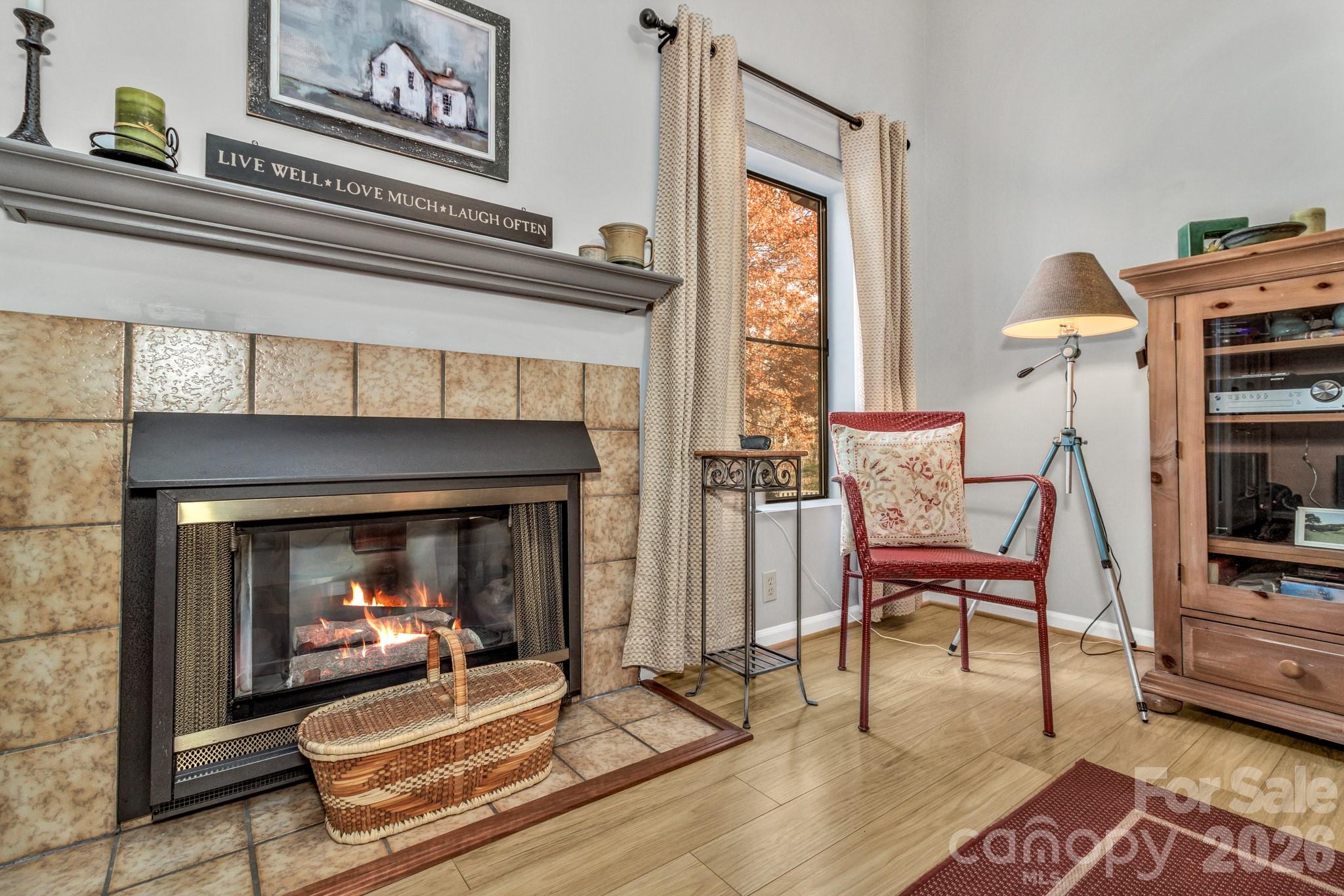 103 Cimarron Drive — Asheville