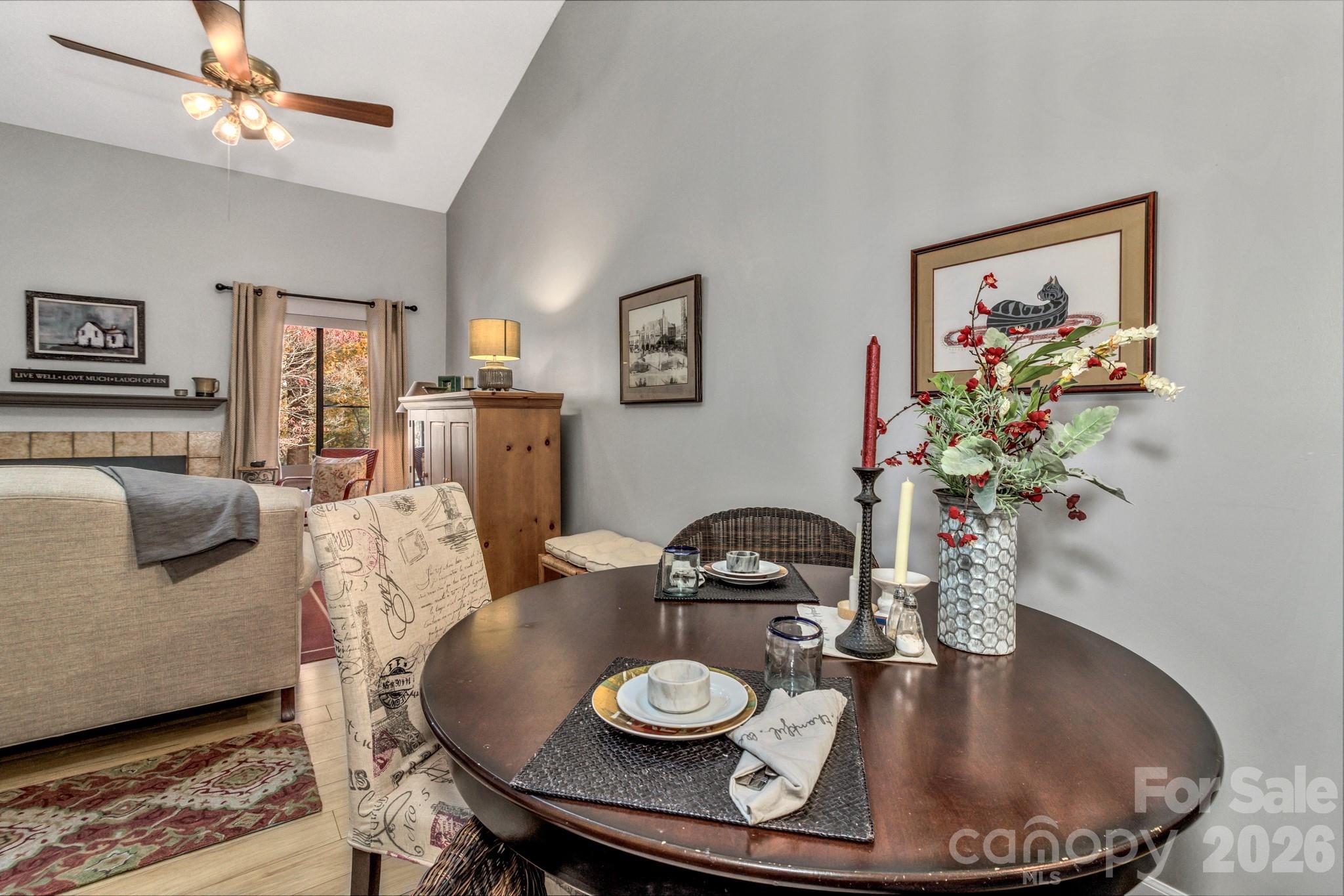 103 Cimarron Drive — Asheville