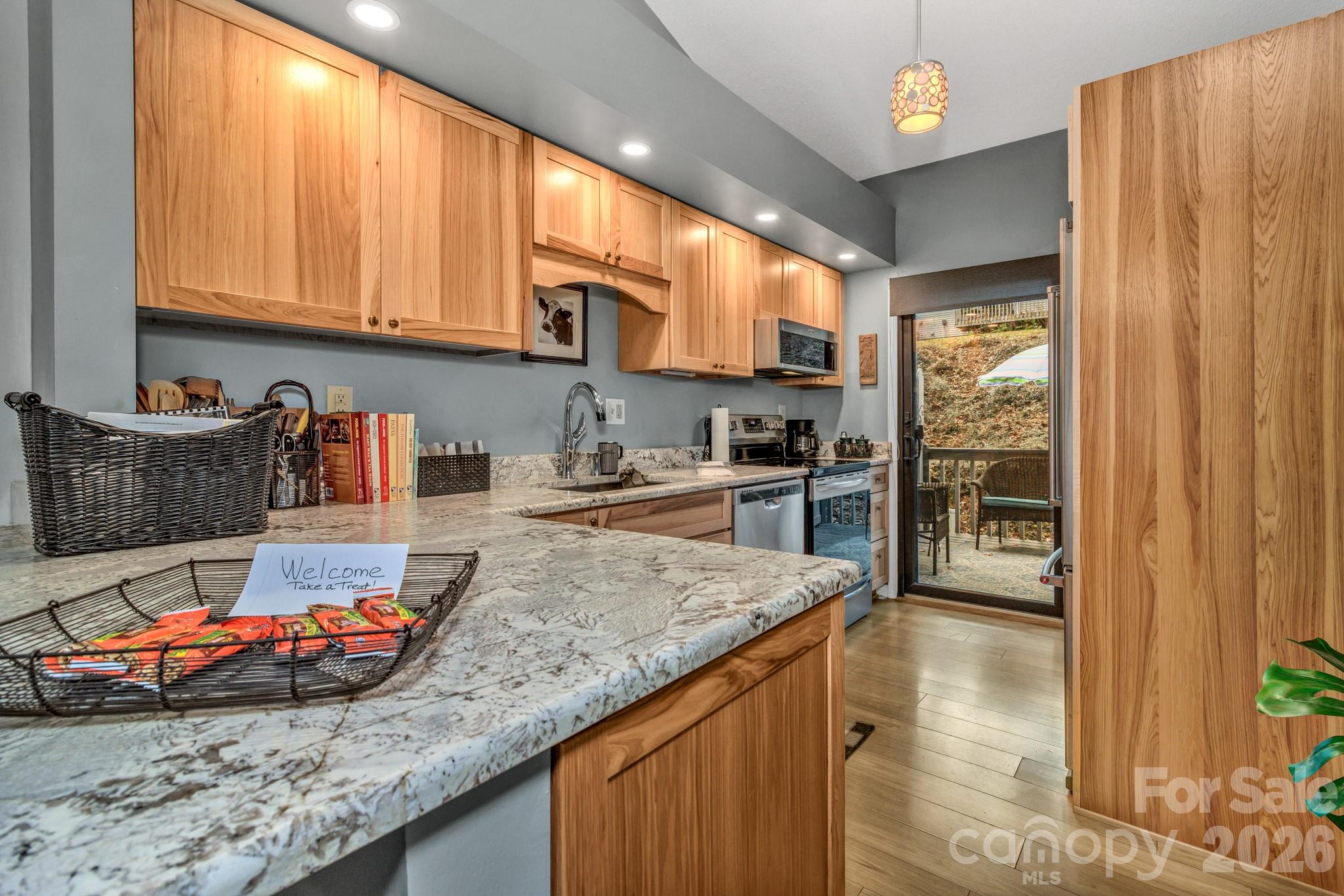 103 Cimarron Drive — Asheville