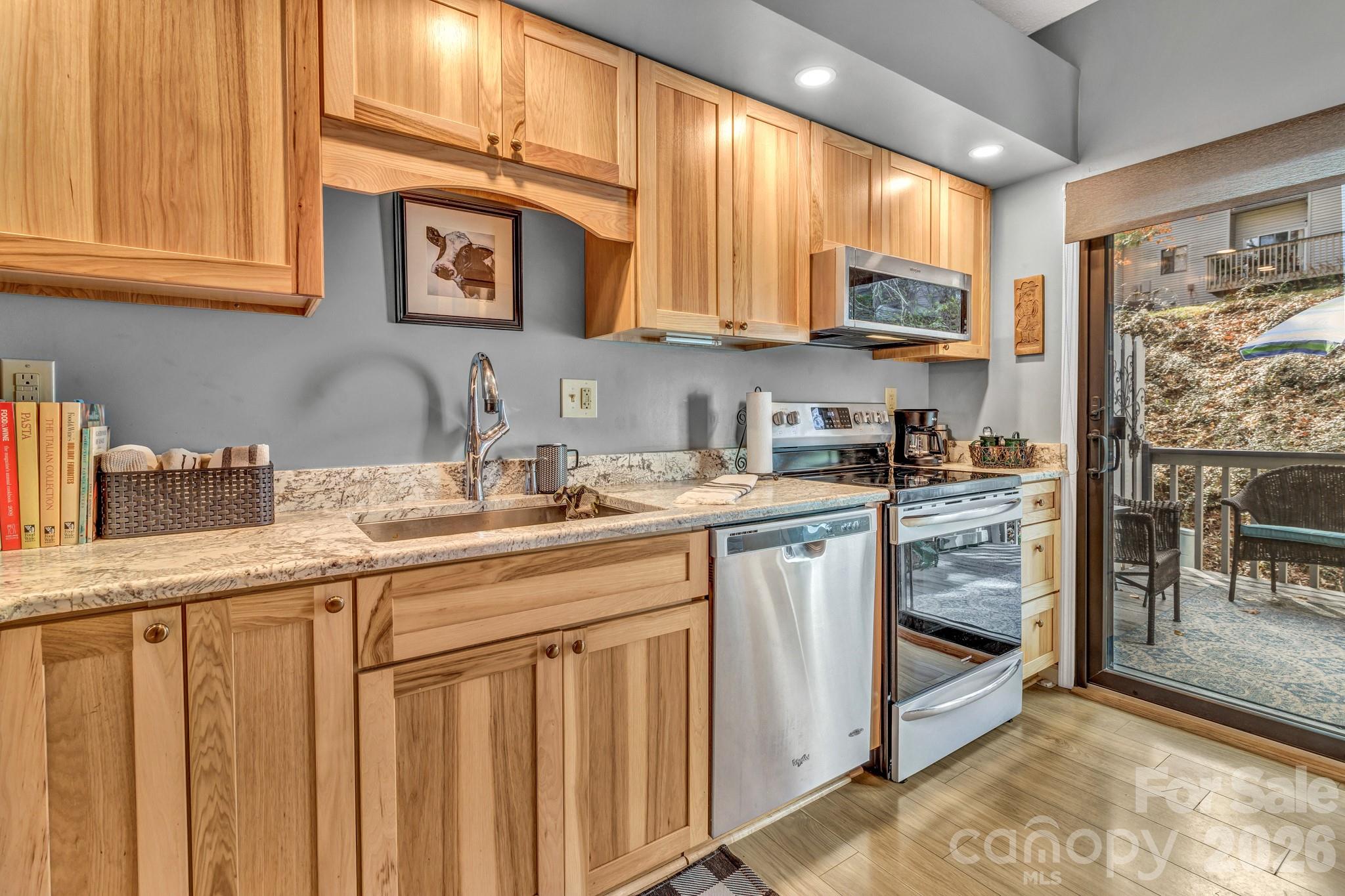 103 Cimarron Drive — Asheville