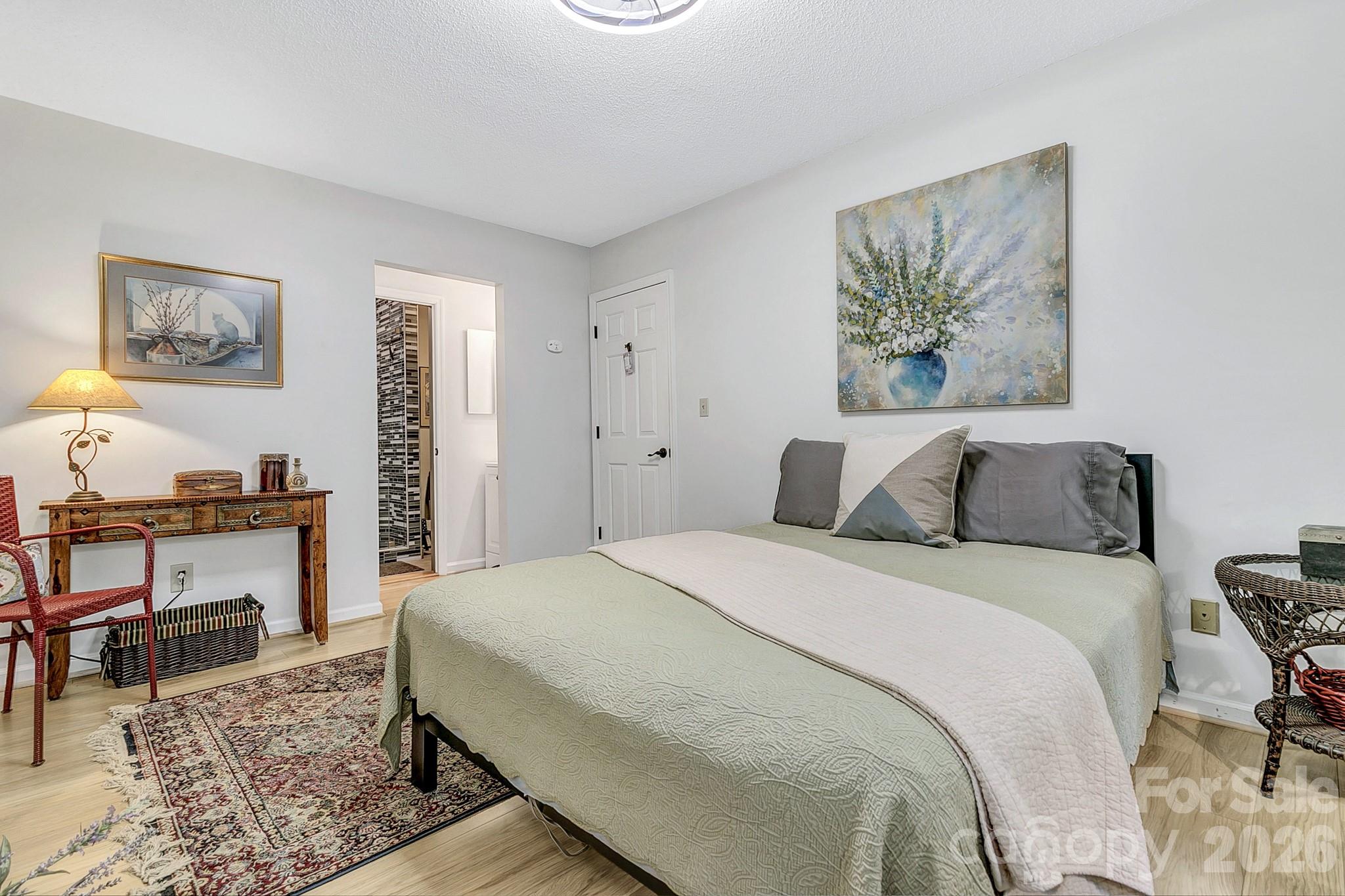 103 Cimarron Drive — Asheville