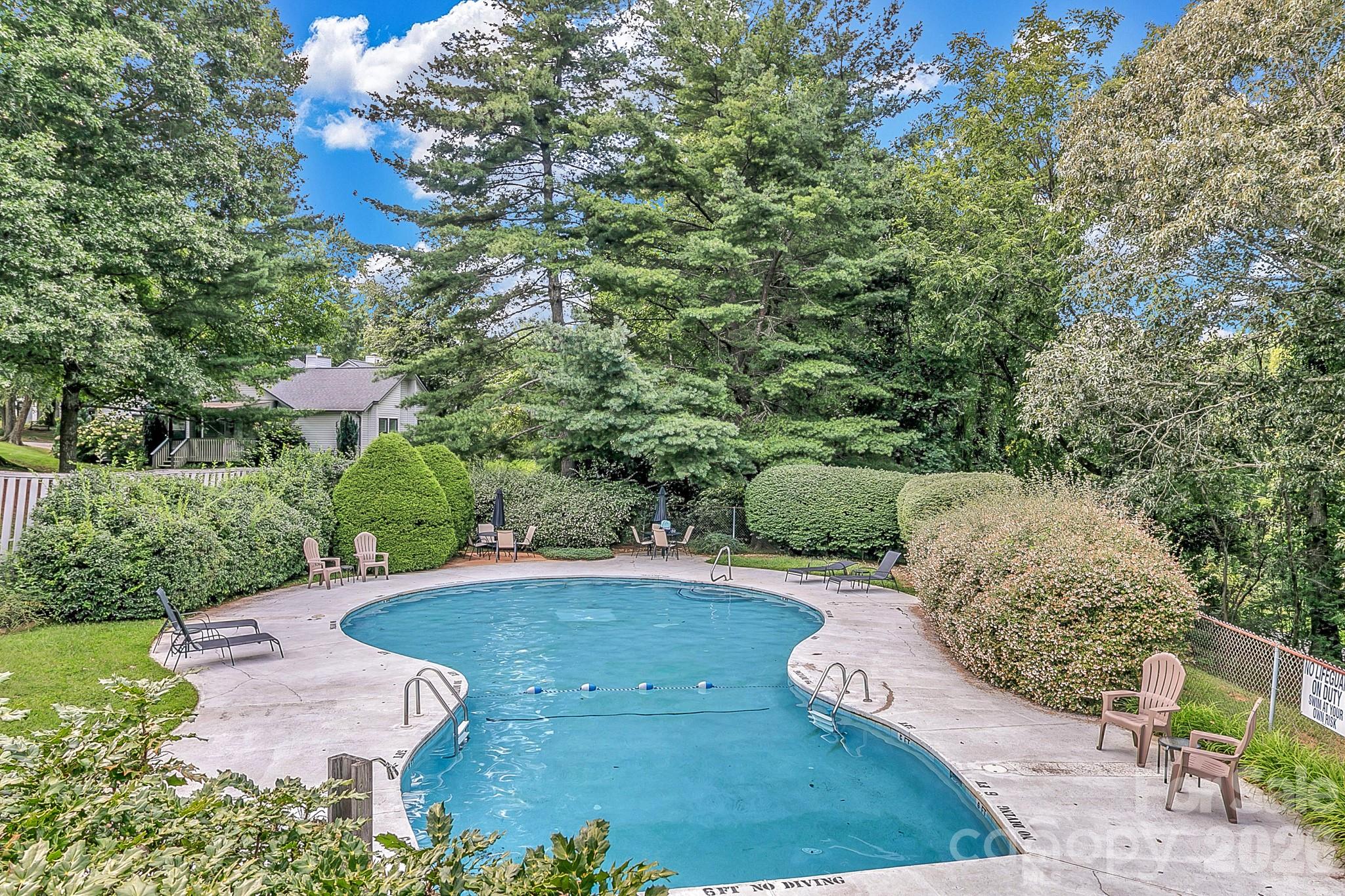 103 Cimarron Drive — Asheville