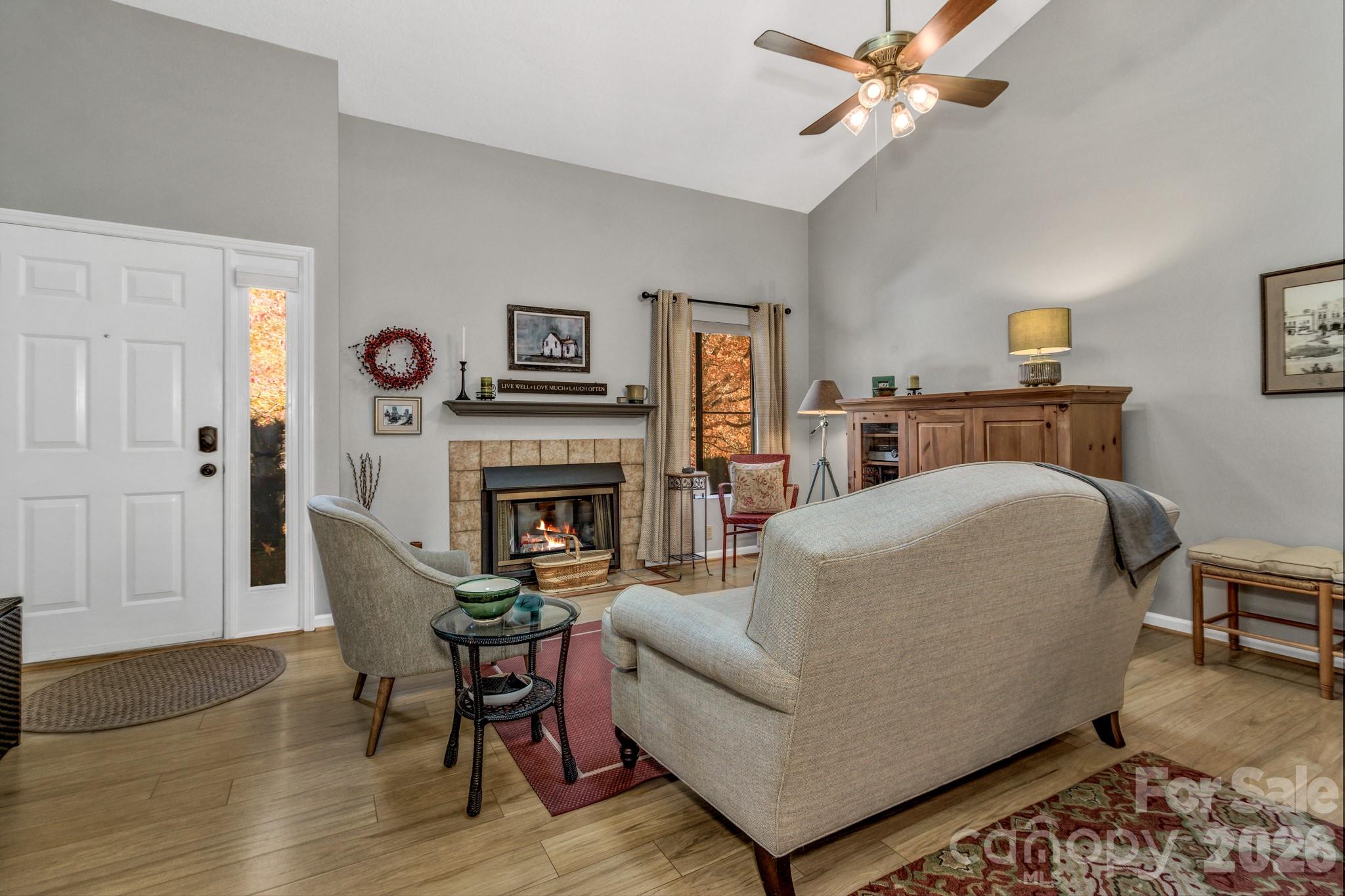 103 Cimarron Drive — Asheville