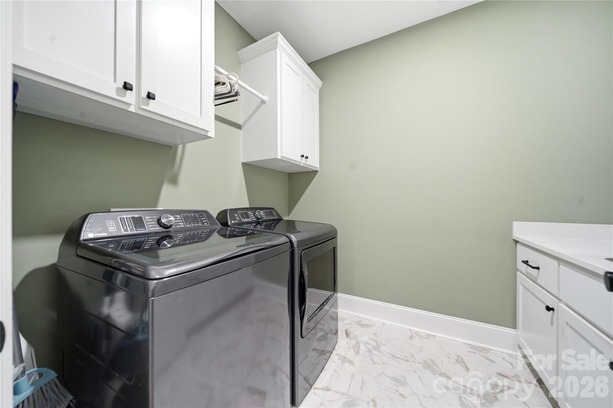 531 Buckview Lane — Elgin