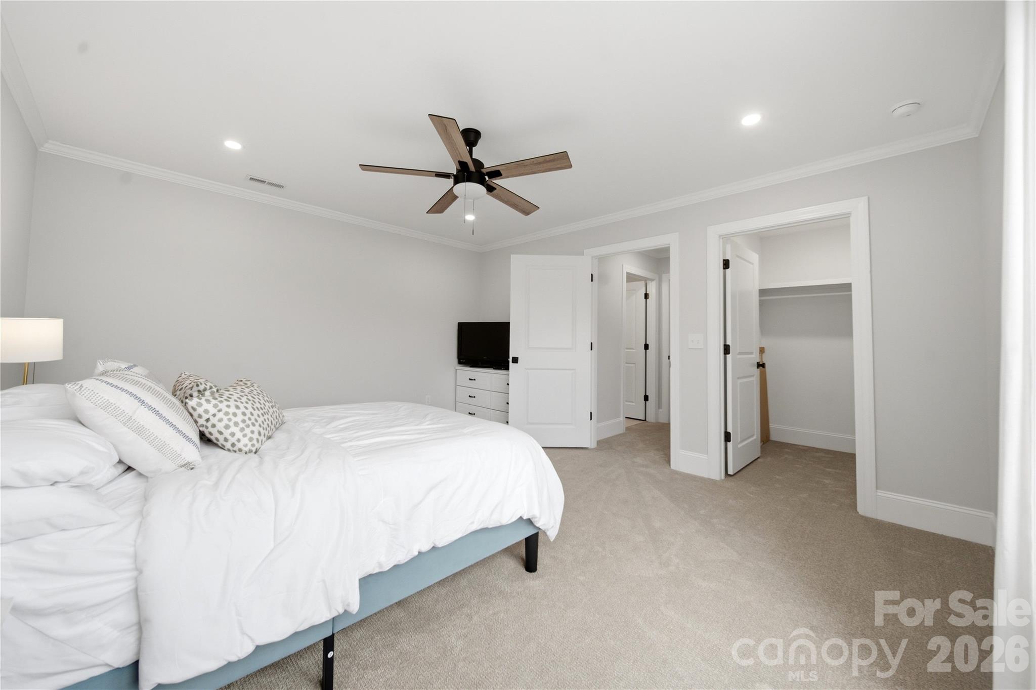 531 Buckview Lane — Elgin