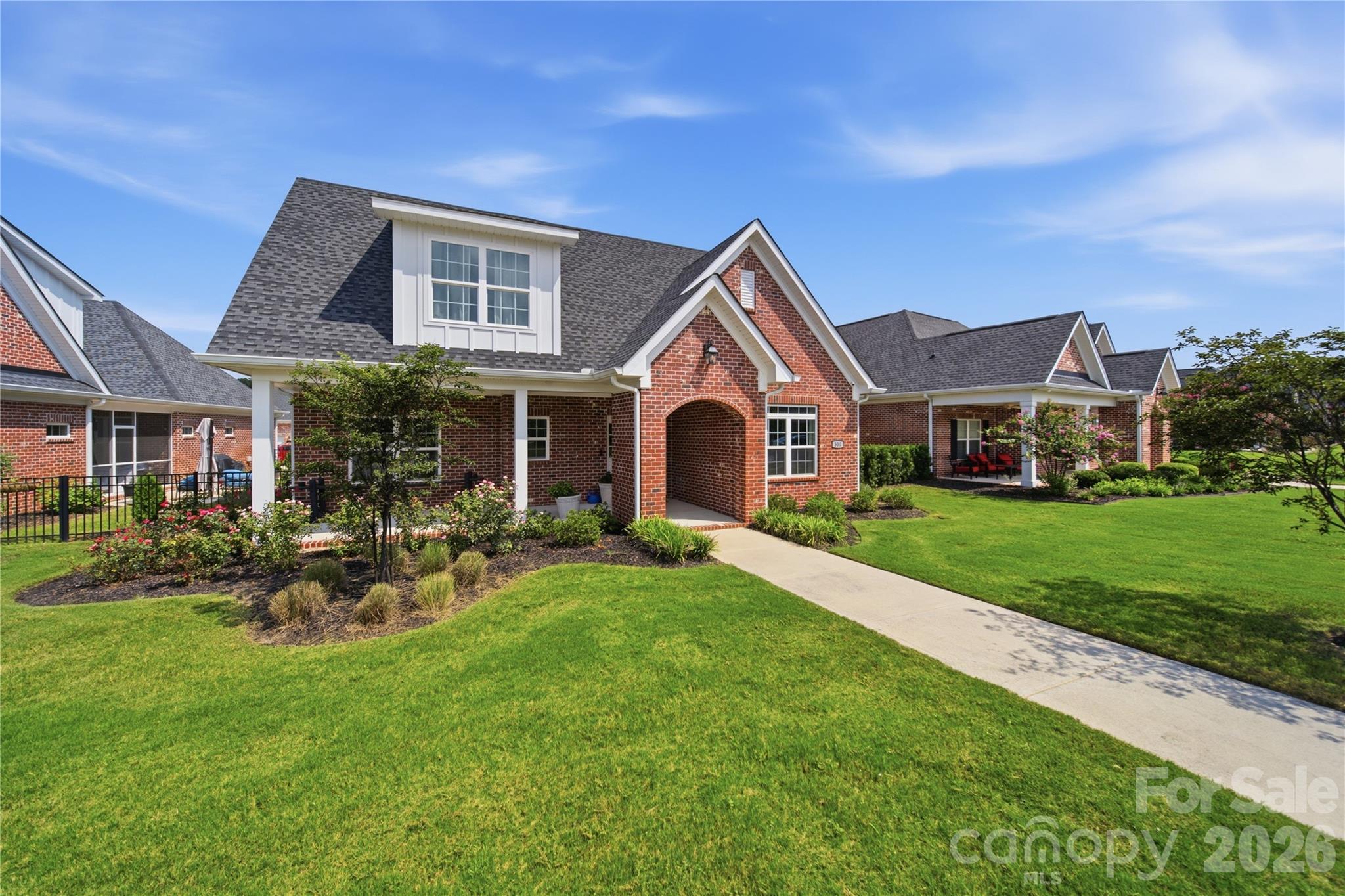 531 Buckview Lane — Elgin