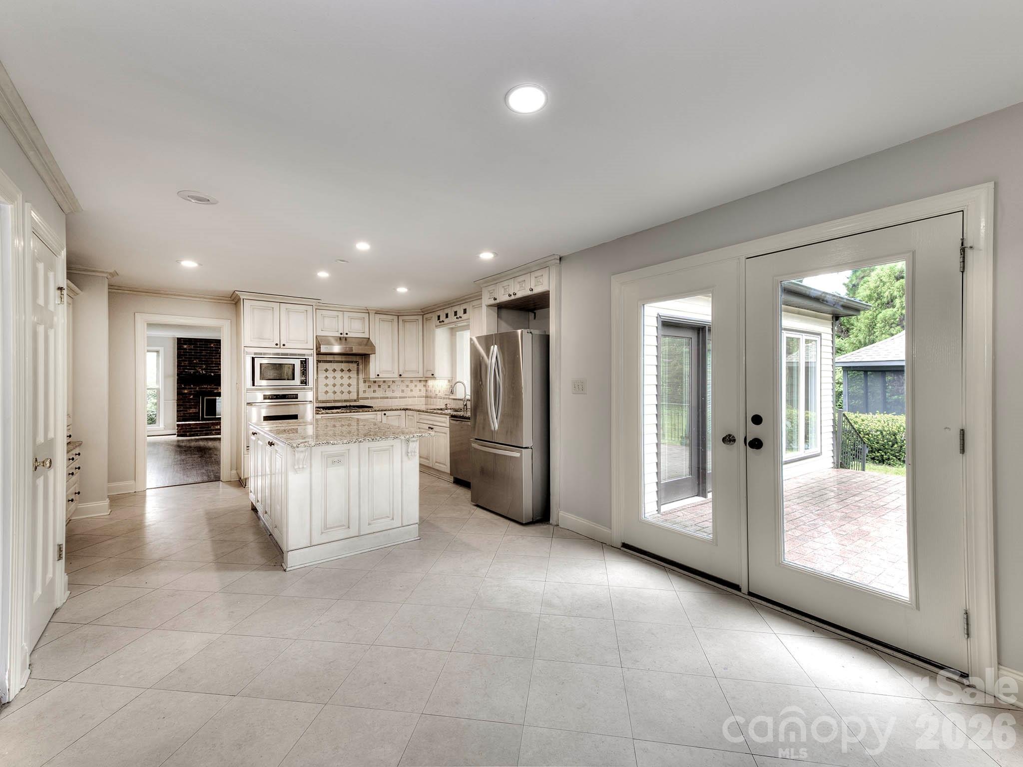 1401 Heatherloch Drive — Gastonia
