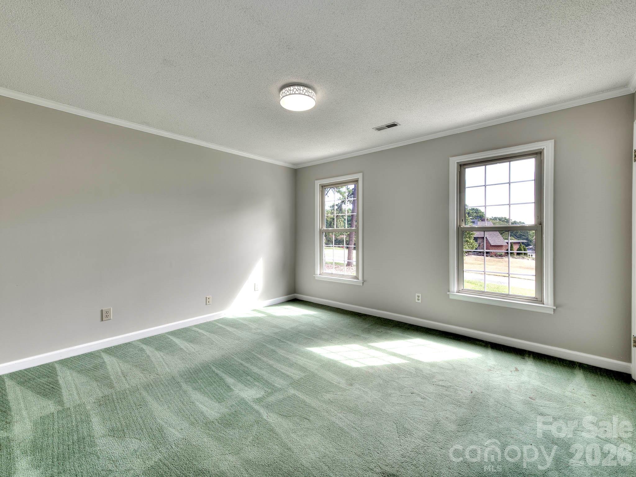 1401 Heatherloch Drive — Gastonia