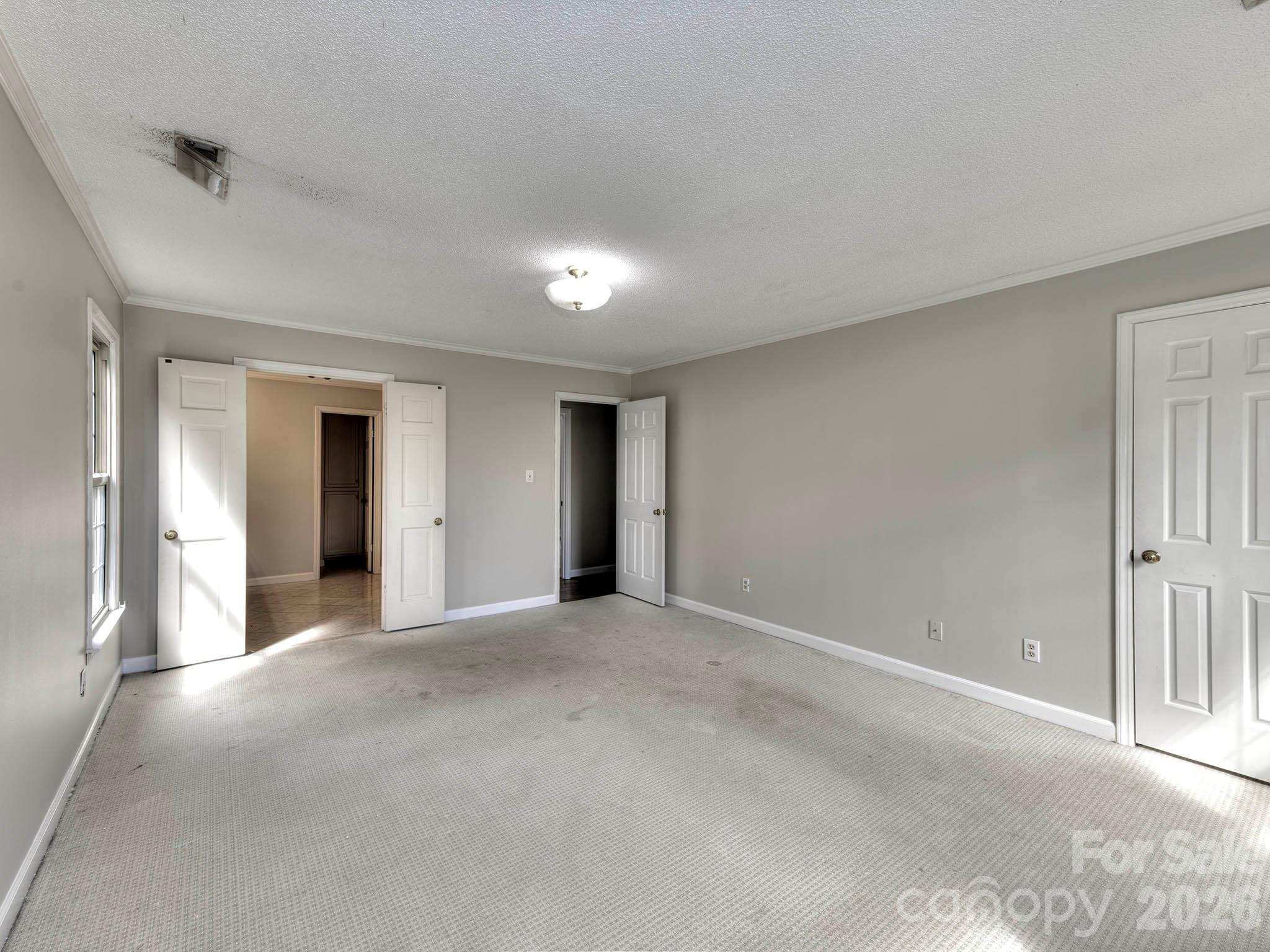 1401 Heatherloch Drive — Gastonia
