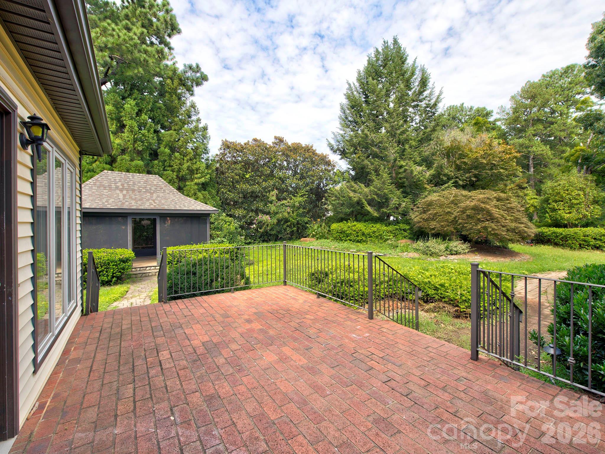 1401 Heatherloch Drive — Gastonia