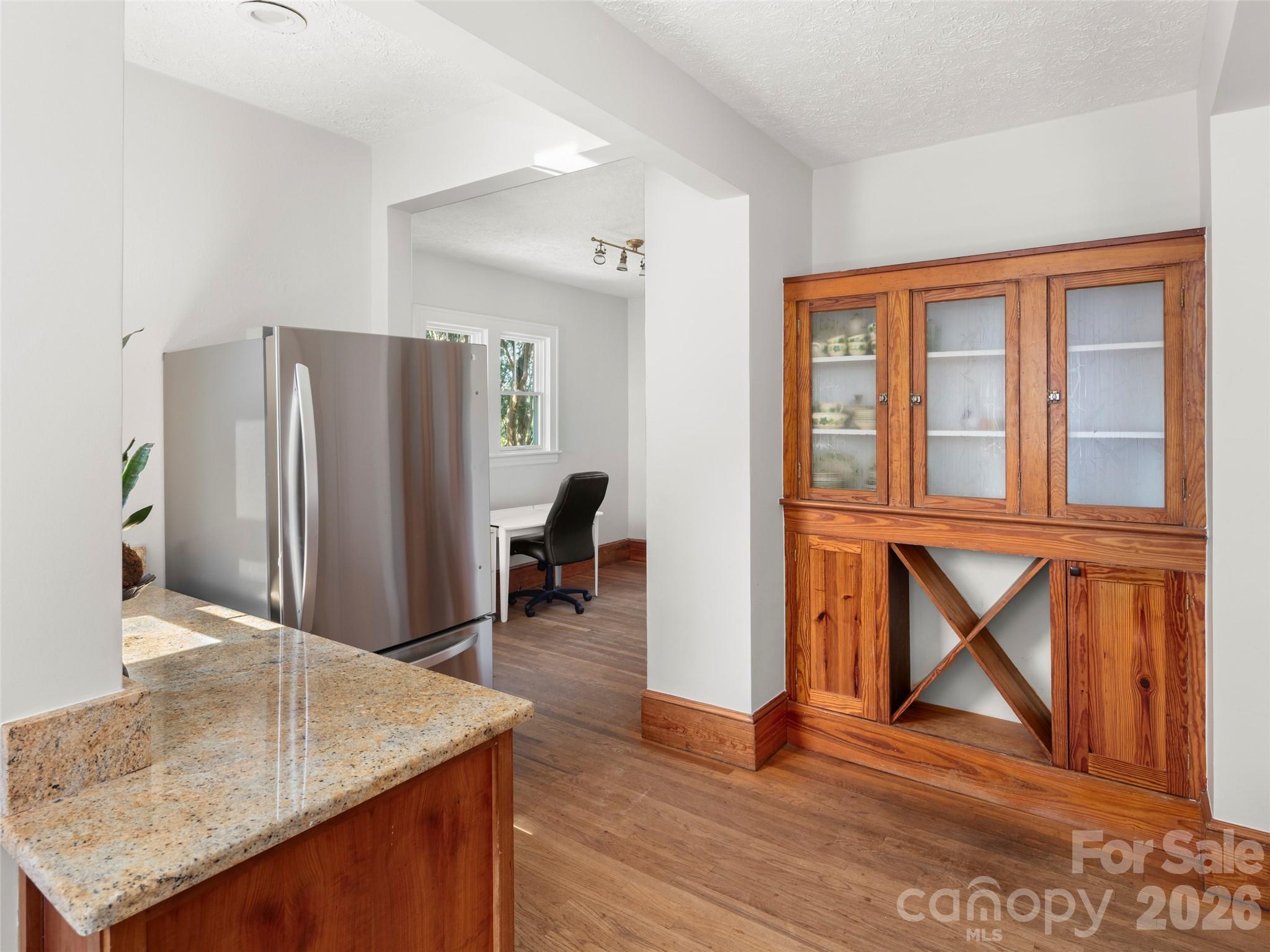 65 Longview Road — Asheville
