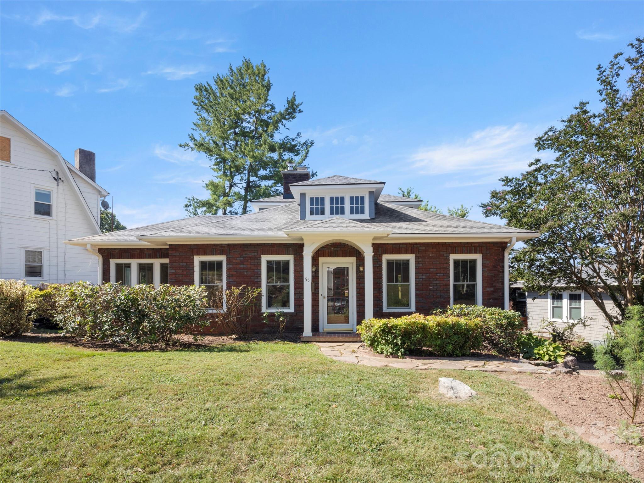 65 Longview Road — Asheville