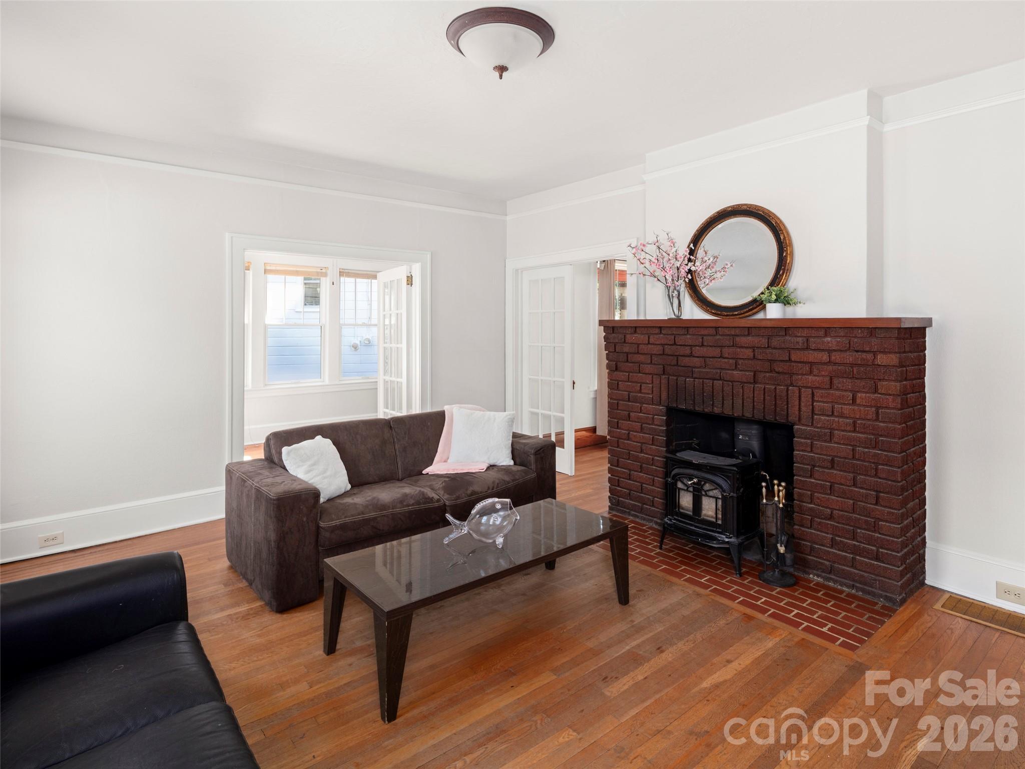65 Longview Road — Asheville