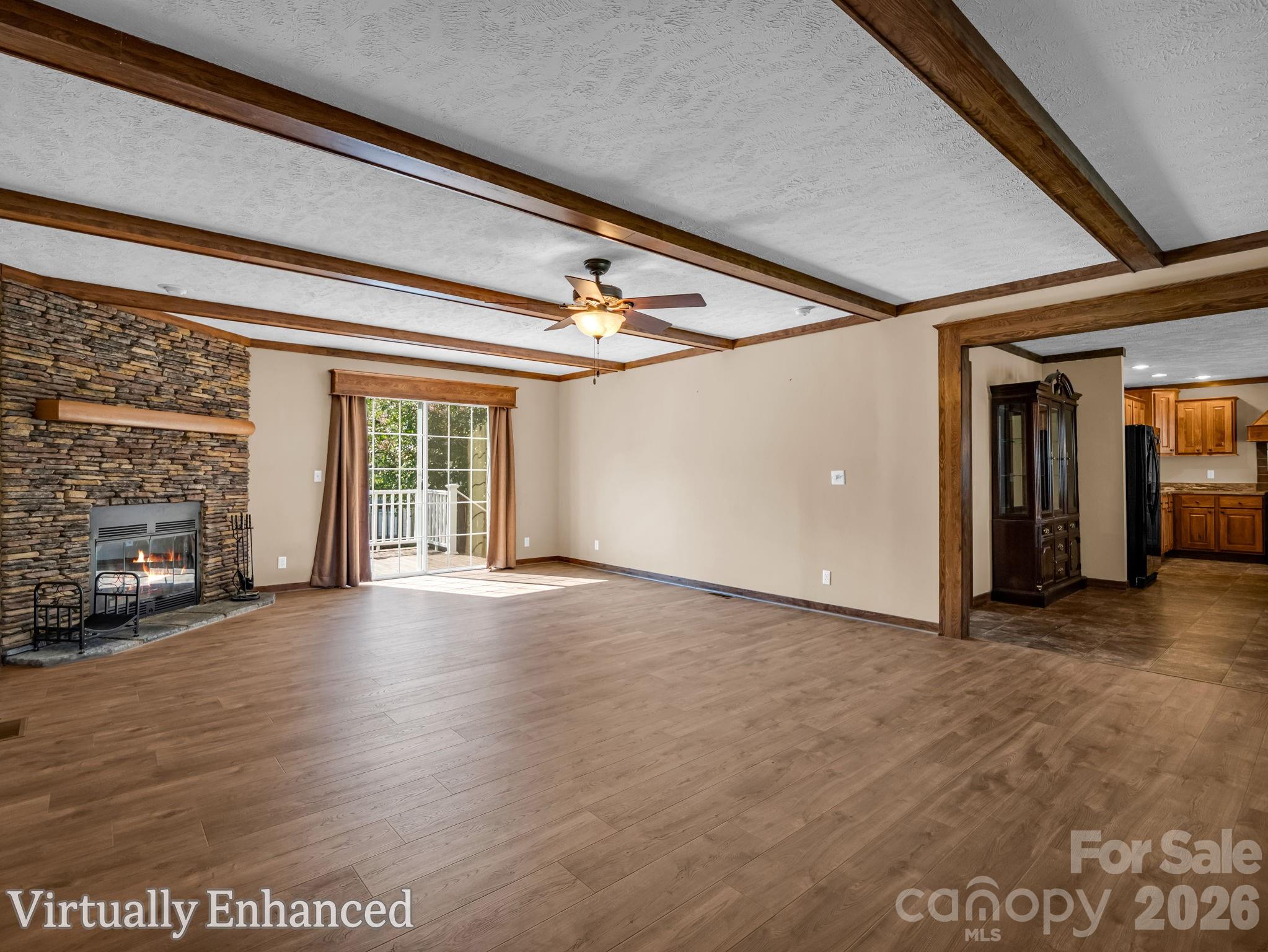 12 N Frederick Lane — Hendersonville